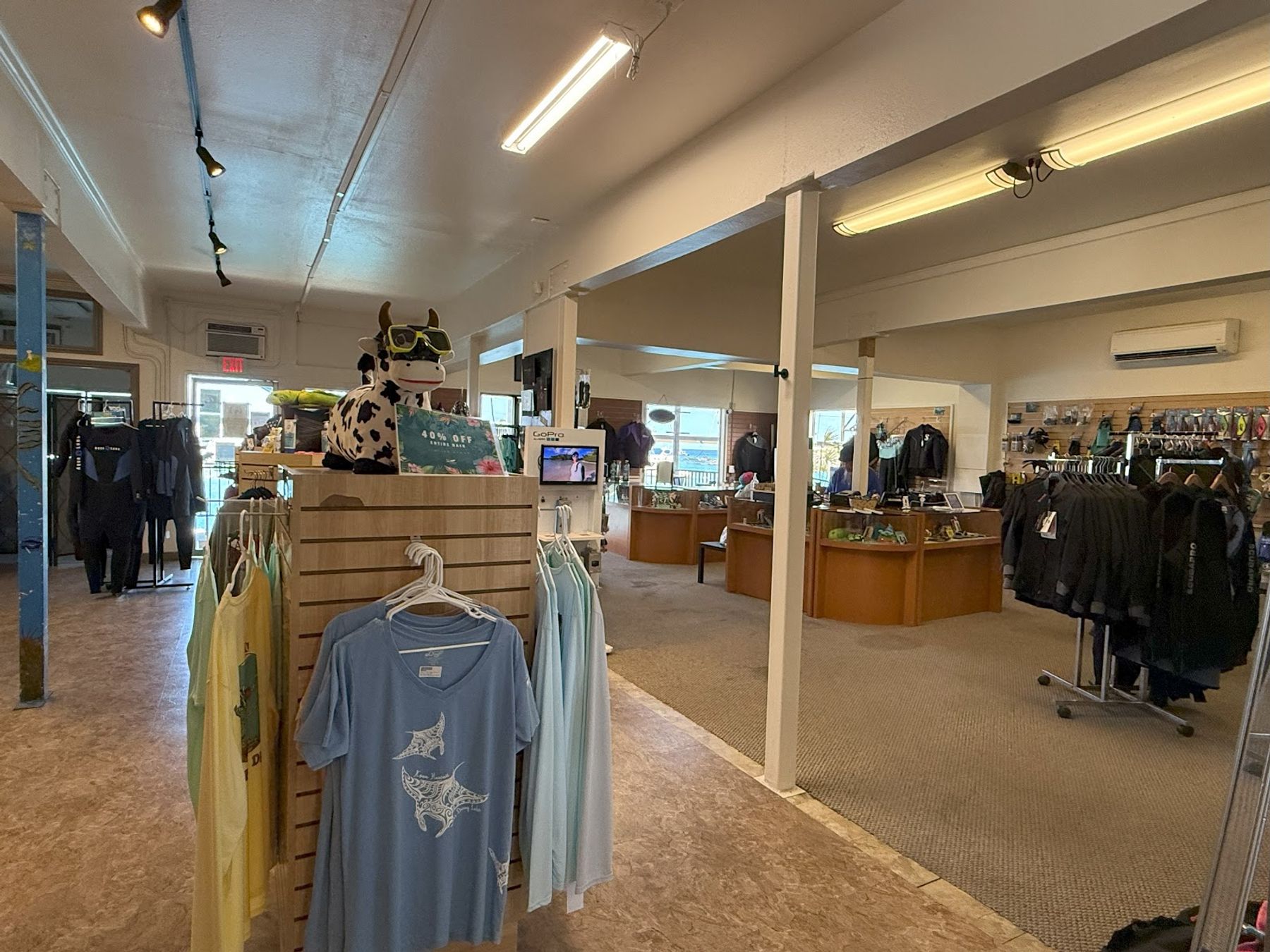 Photo 2 of Jack's Diving Locker (Harbor Store and Boat Trips) in Kailua-Kona, Big Island
