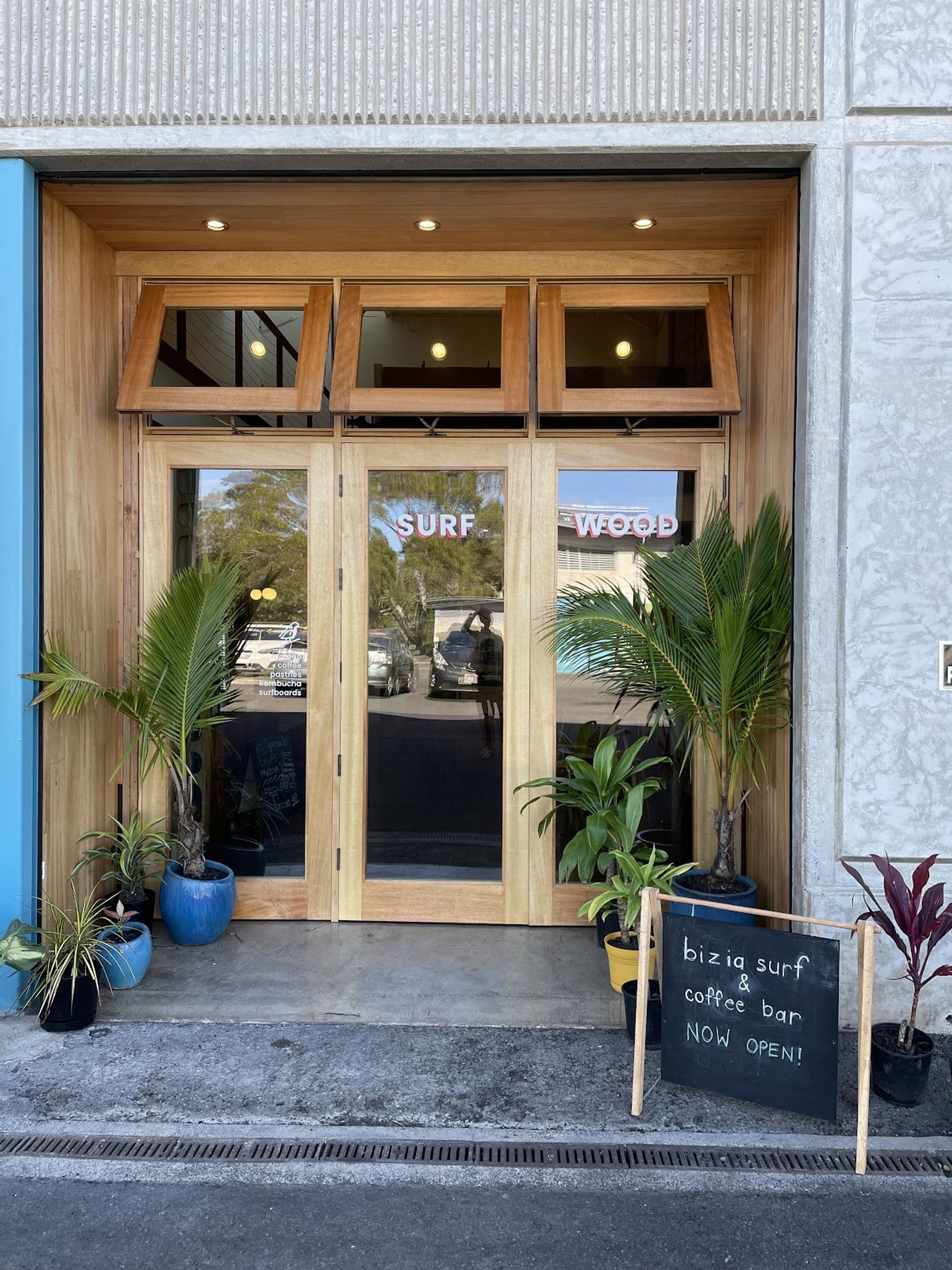 Photo 1 of Bizia Surf and Coffee Bar in Wahiawā, Oahu