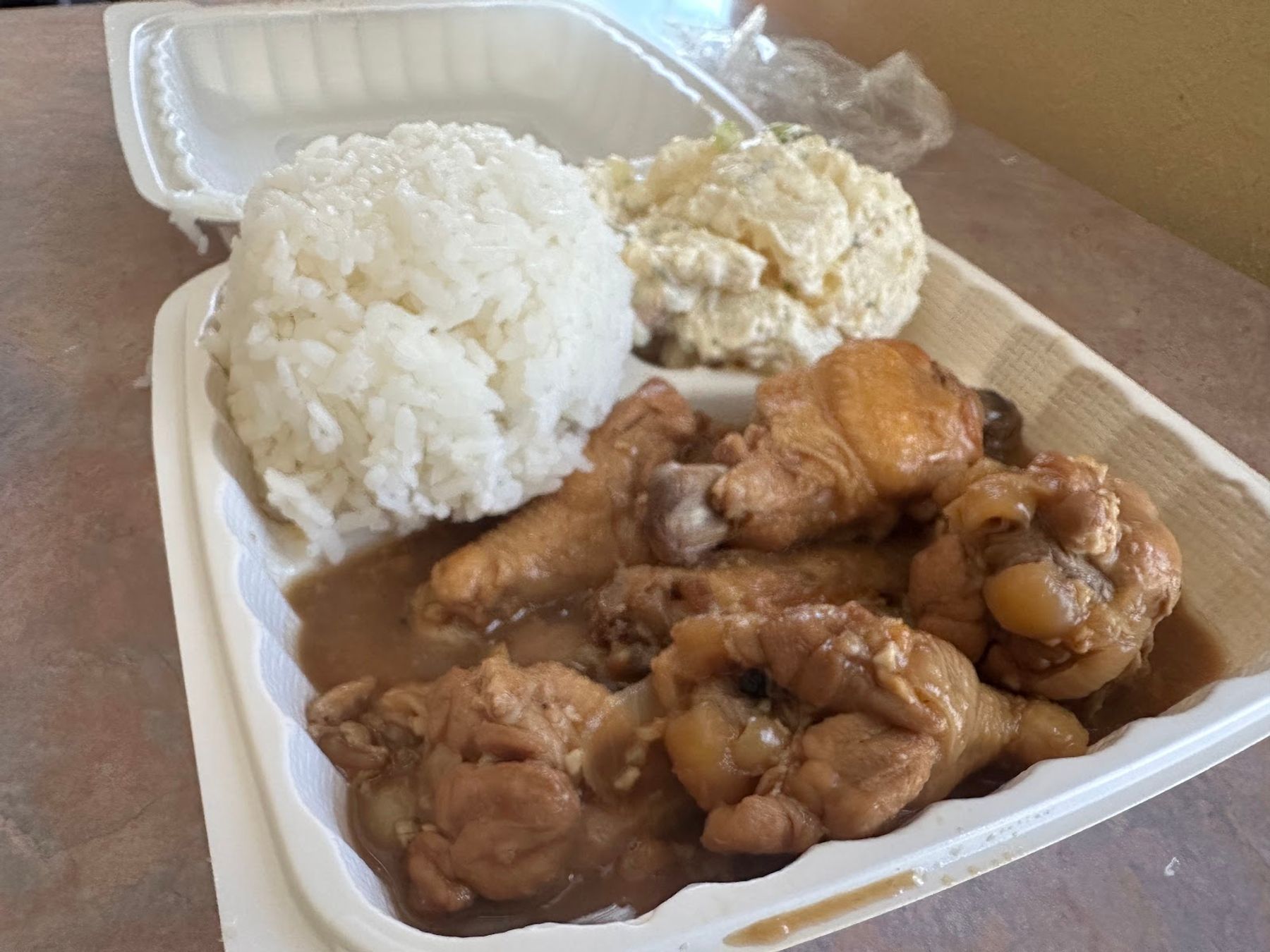 Photo 2 of Tanya's Pies and Grill in Wahiawā, Oahu