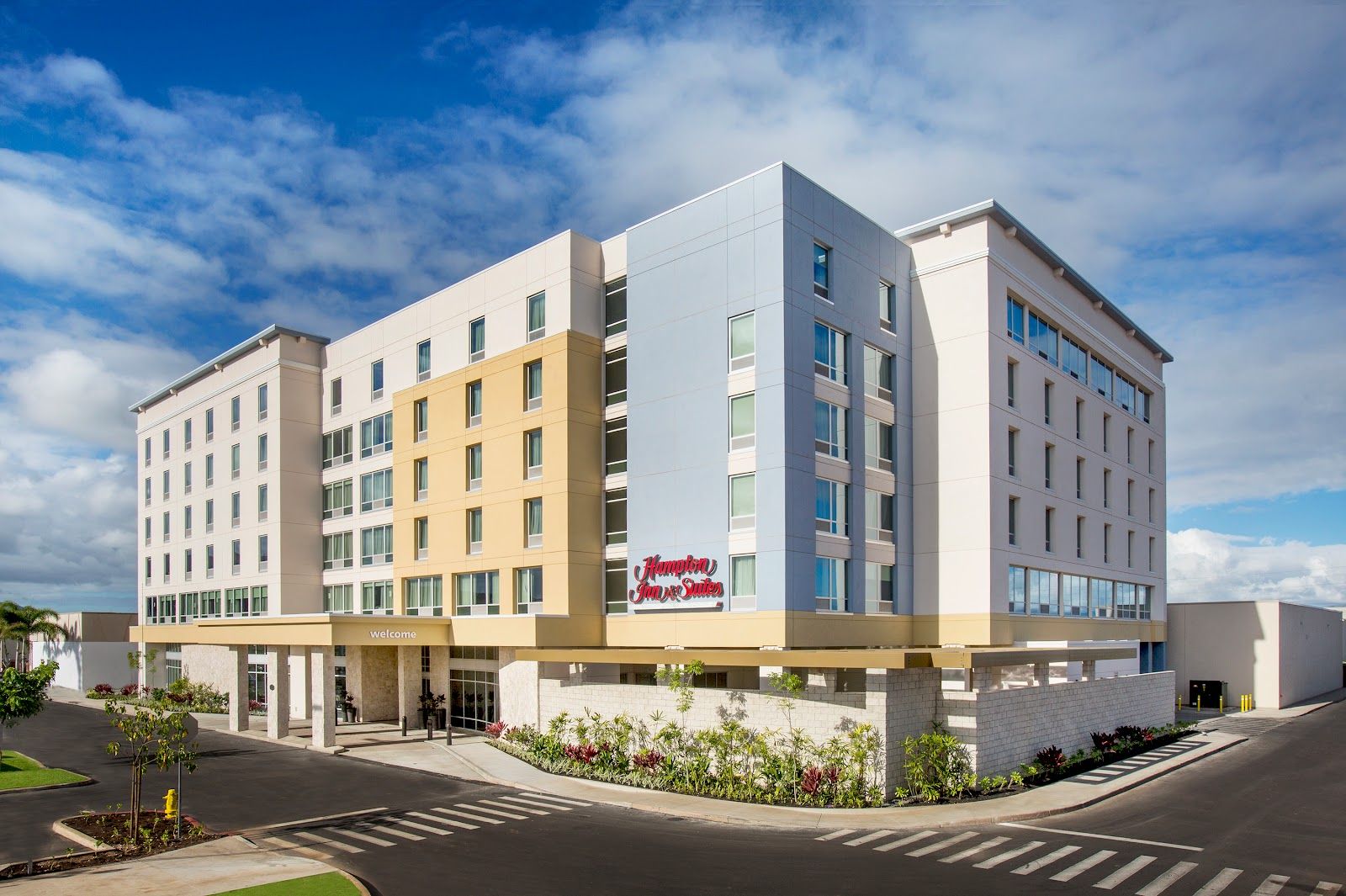 Photo 1 of Hampton Inn & Suites Oahu/Kapolei in Kapolei & Makakilo, Oahu