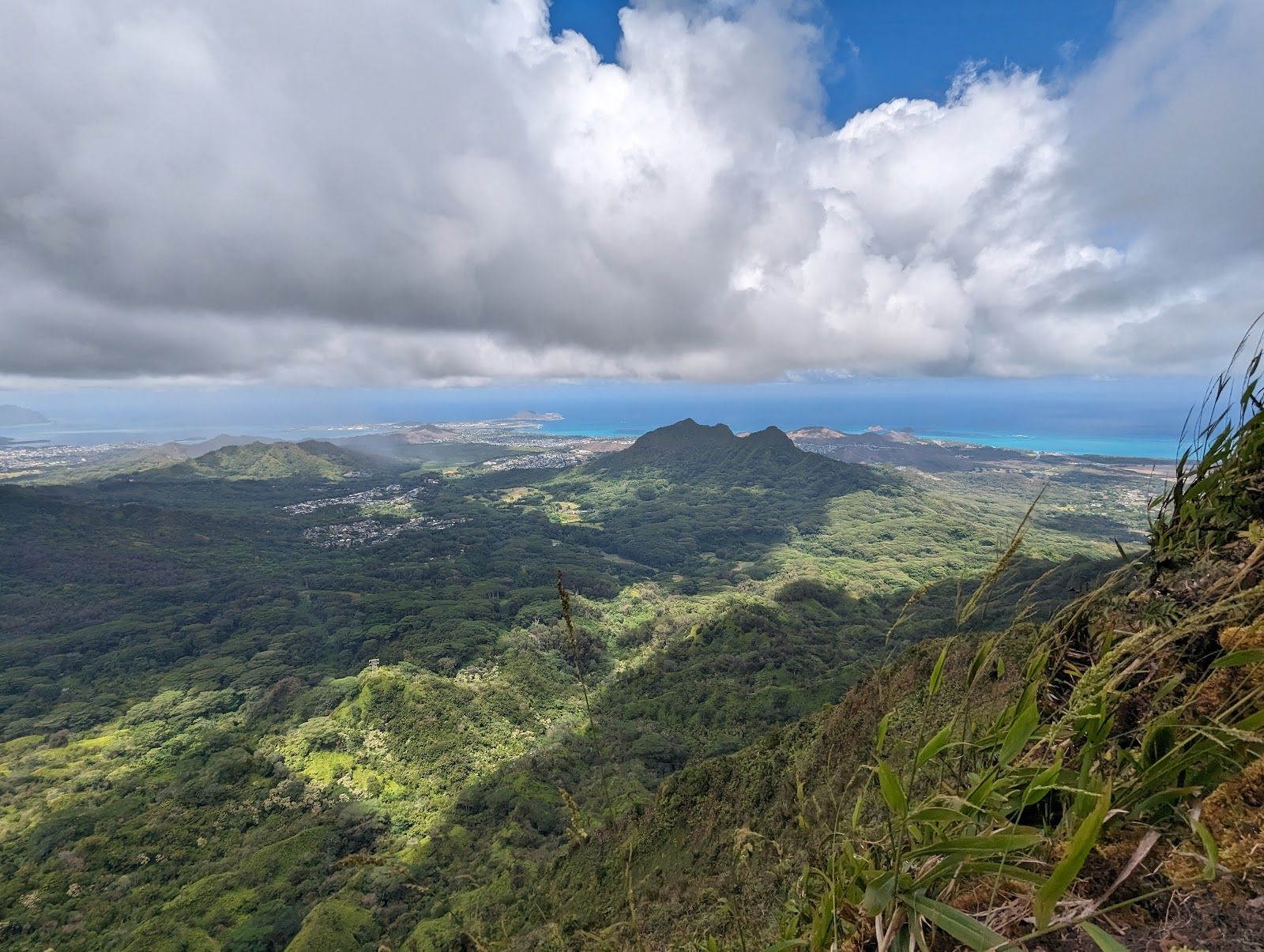 Photo 2 of Kaʻau Crater Trail in Kaimukī & Pālolo, Oahu