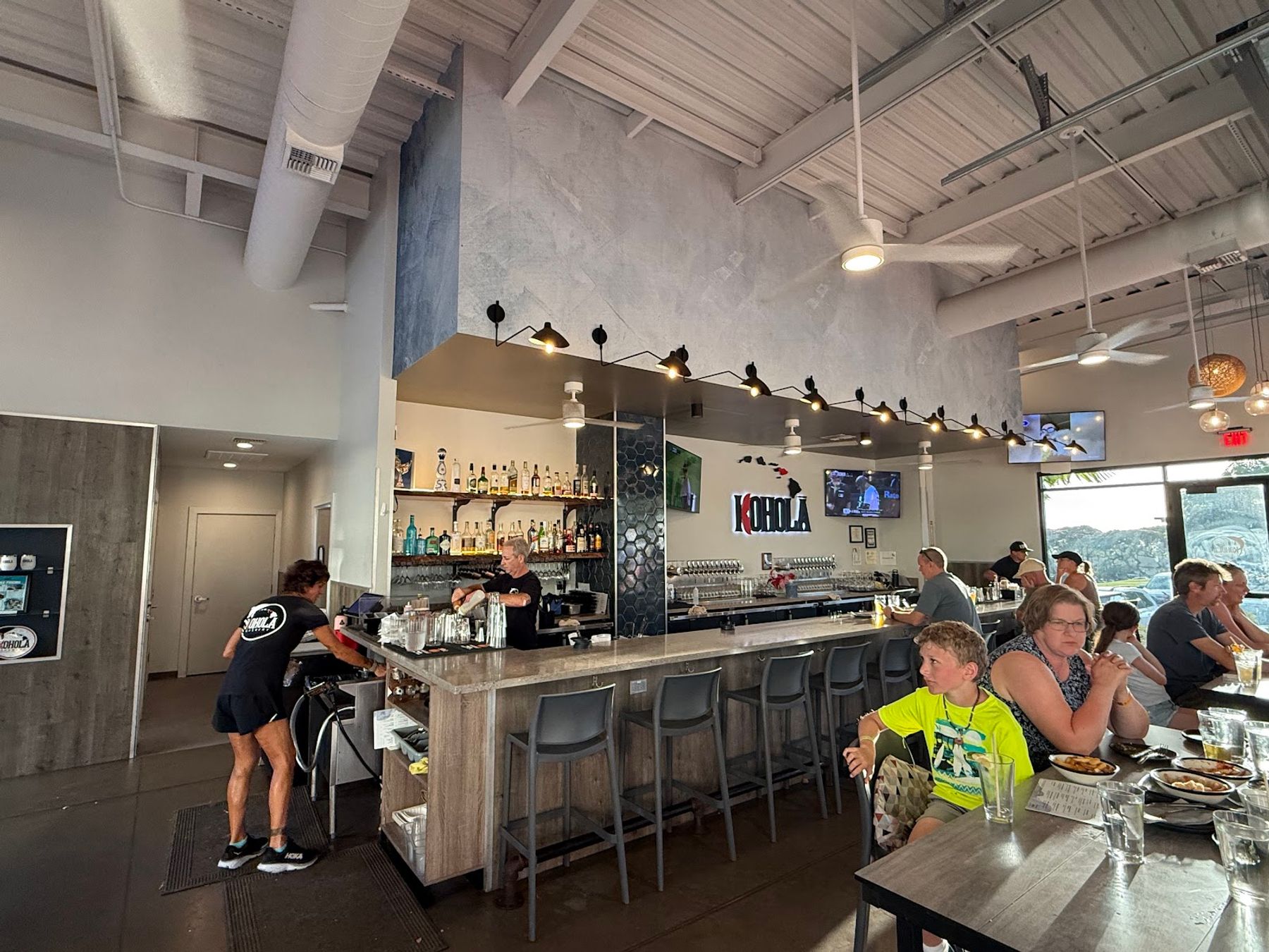 Photo 3 of Lāhainā Brewing Co. – Wailea Craft Kitchen in Wailea, Maui