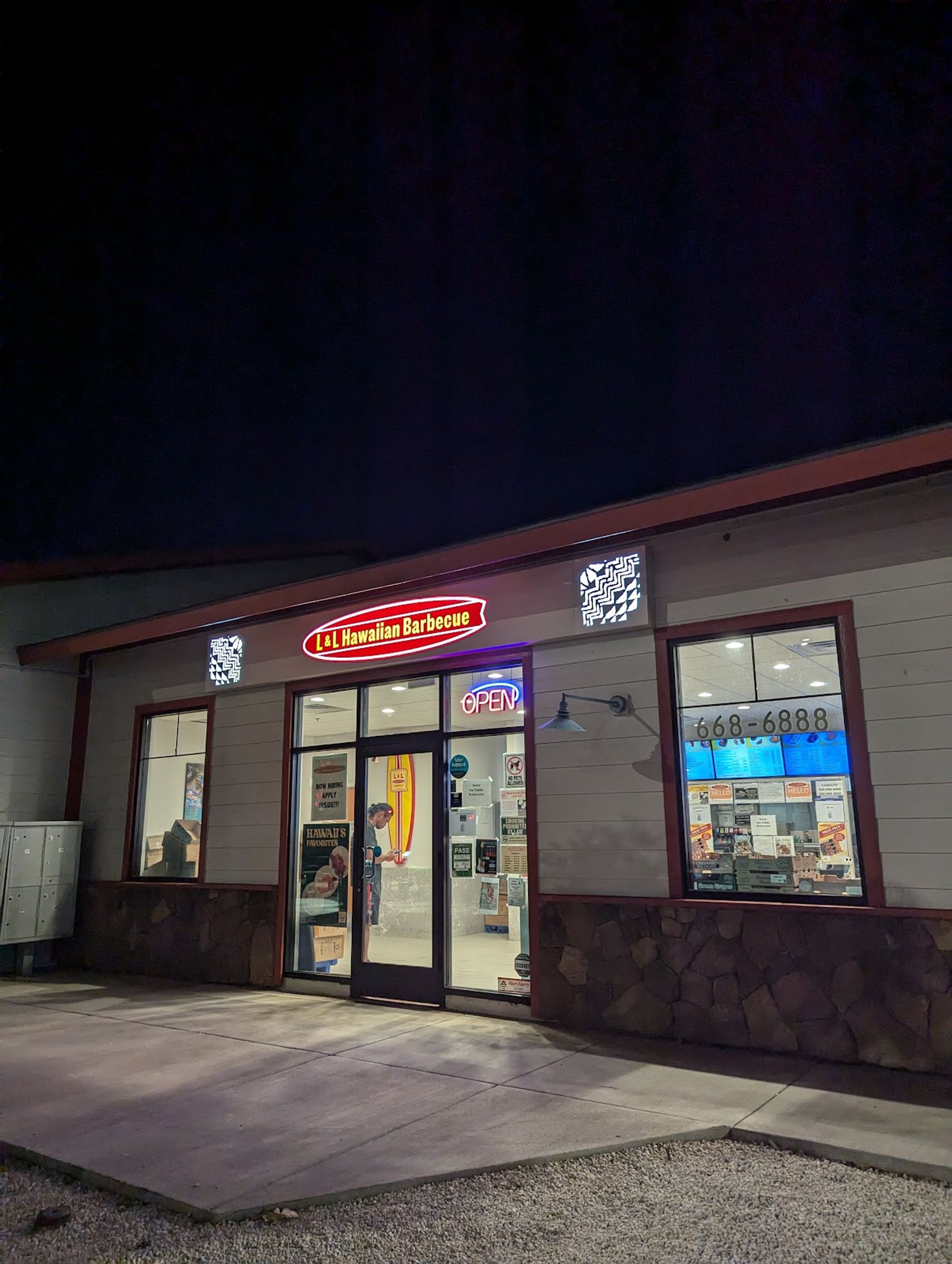 Photo 3 of L&L Hawaiian Barbecue in Waiʻanae Coast, Oahu