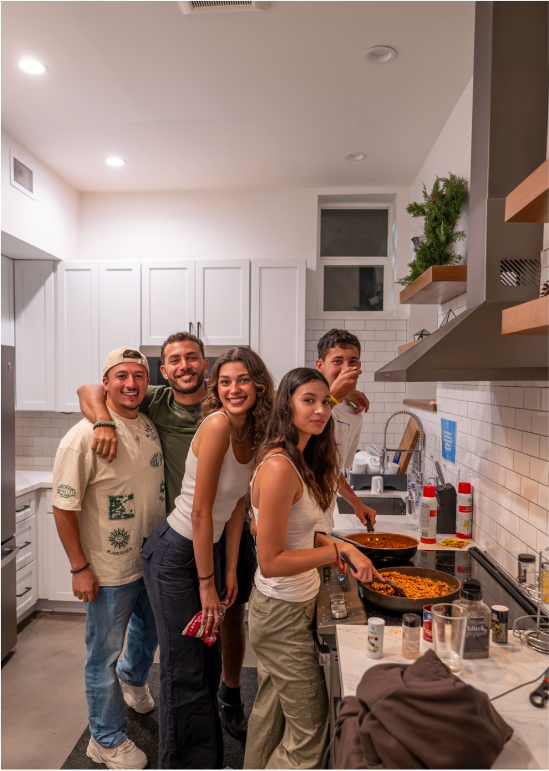 Photo 10 of Howzit Hostels in Wailuku, Maui