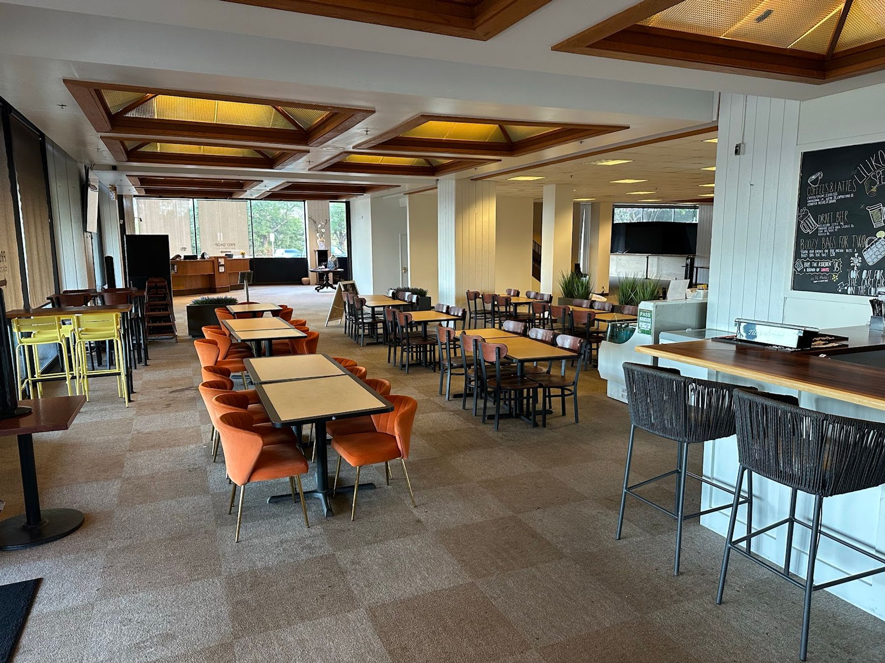 Photo 1 of Lilikoi Lounge LLC in Waiʻanae Coast, Oahu