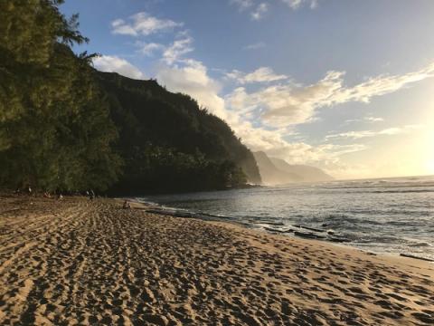 Ke'e Beach looking towards the Na Pali Coast