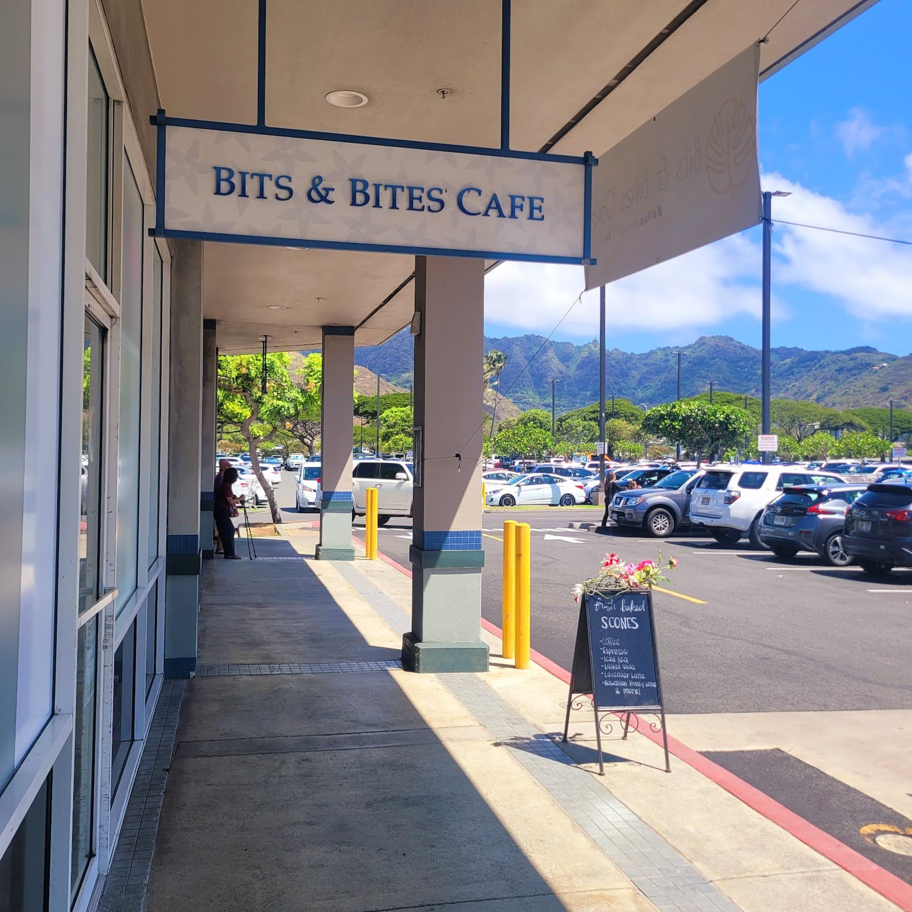 Photo 1 of Bits & Bites Cafe in Hawaiʻi Kai & East Honolulu, Oahu