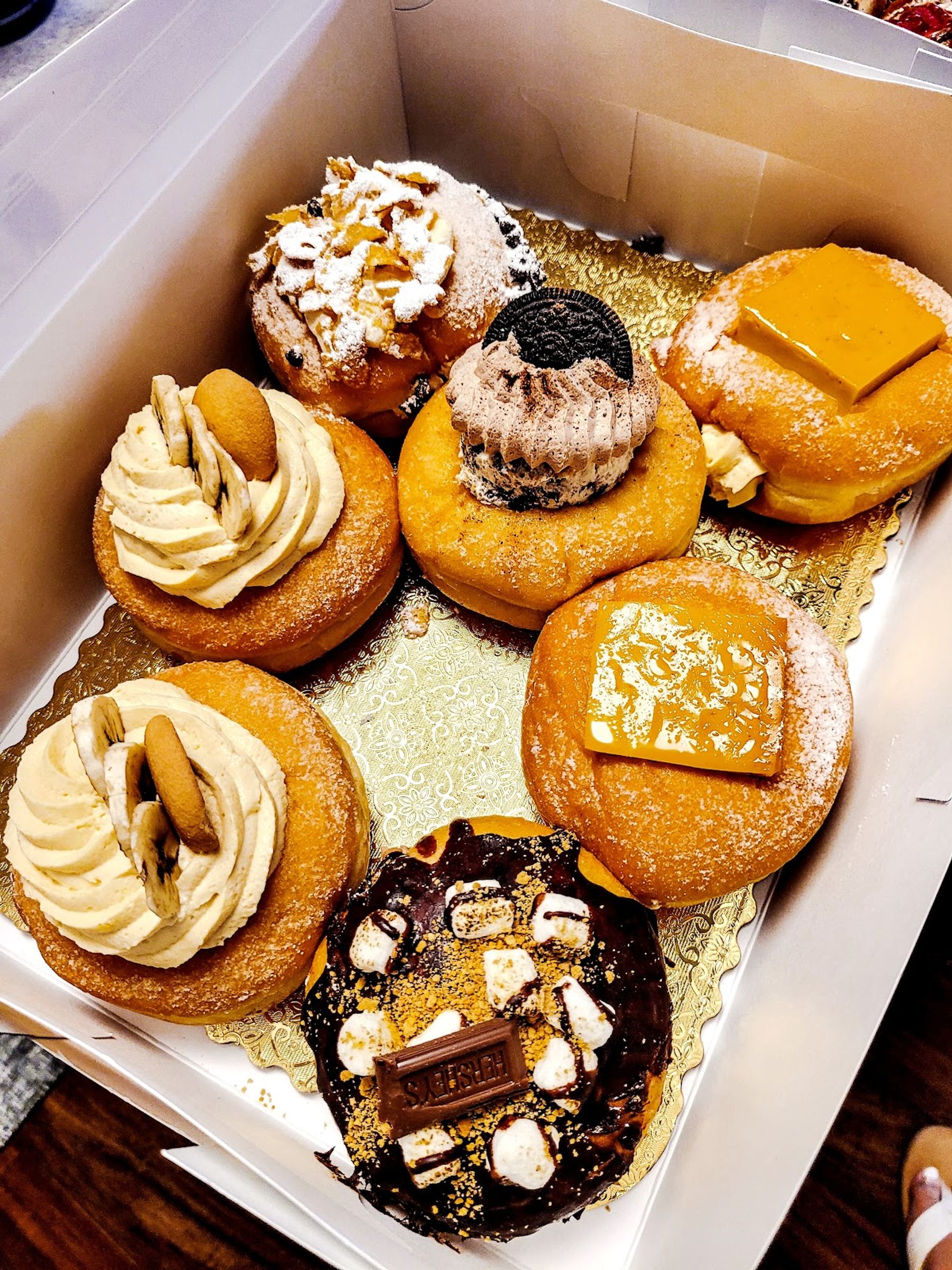 Photo 2 of Valerio's Tropical Bake Shop in Waipahu & Kunia, Oahu