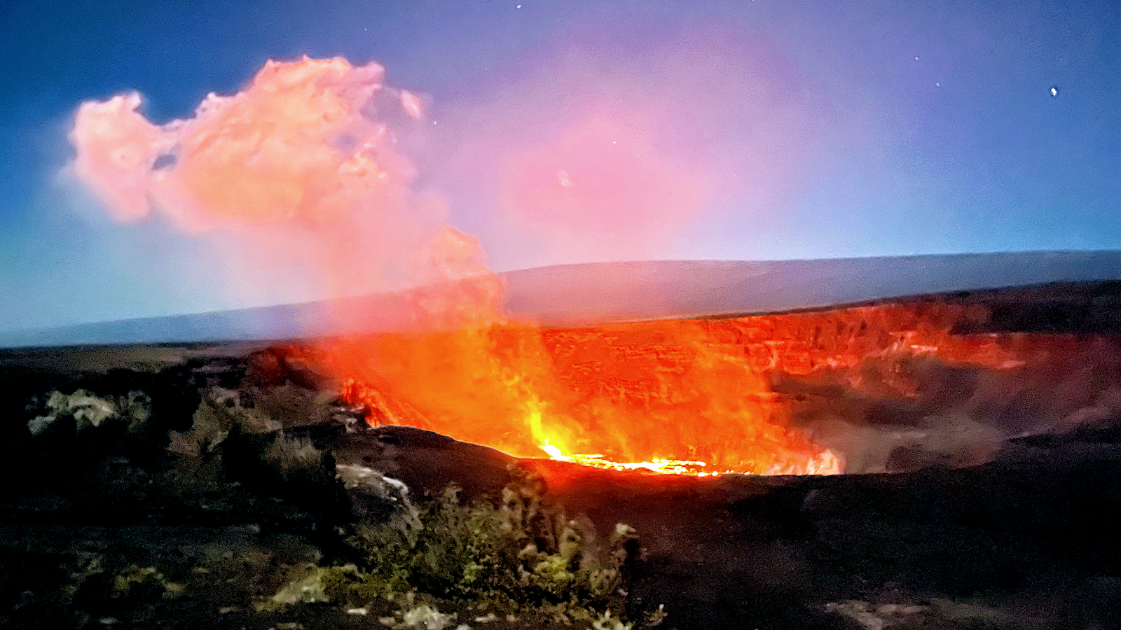 Photo 7 of At The Crater's Edge in Volcano, Big-island