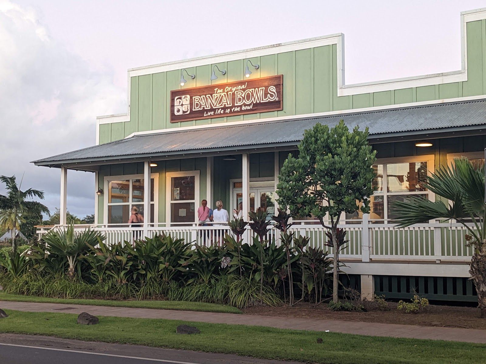Photo 1 of Banzai Bowls Sunset Beach in Pūpūkea, Oahu