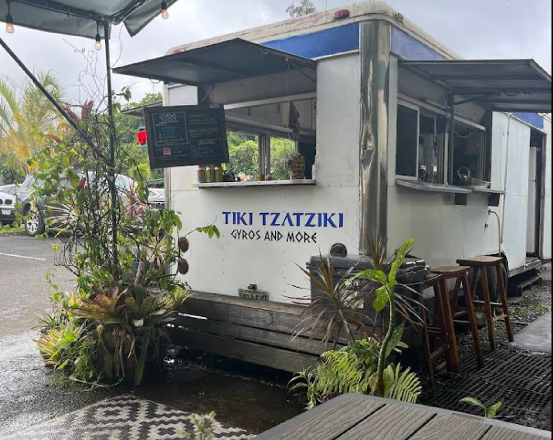 Tiki Tzatziki restaurant in Hanalei, Kaua‘i