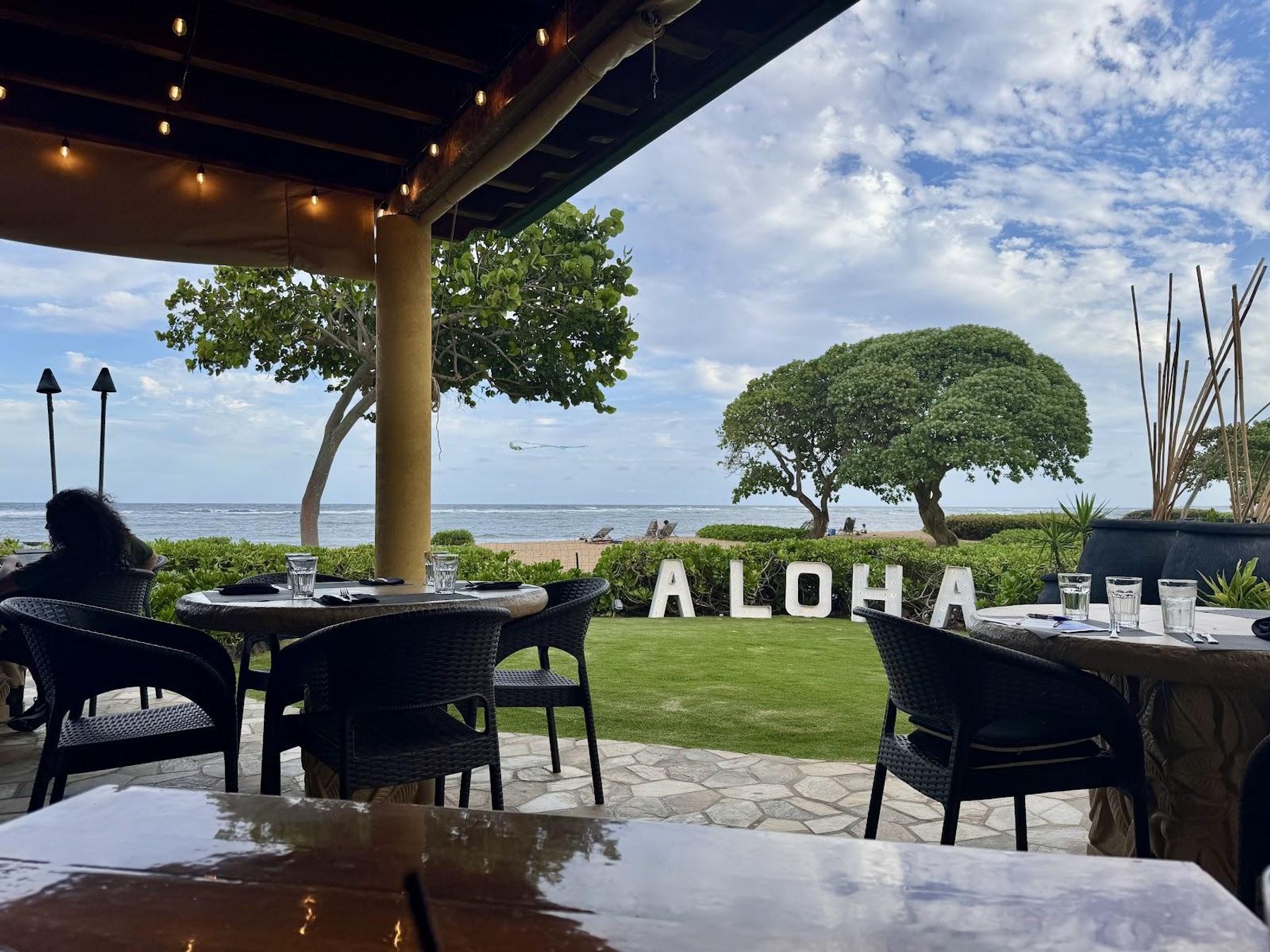 Oasis on the Beach restaurant in Kapaʻa, Kaua‘i photo 6