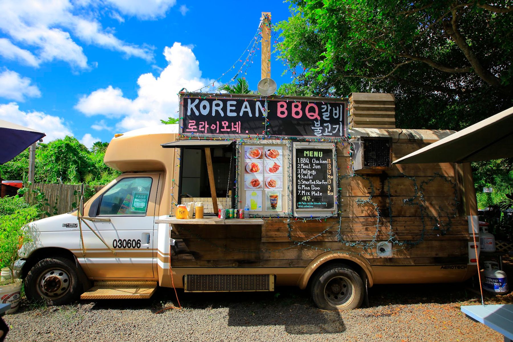 Photo 4 of Young’s Lunch Wagon Korean BBQ in Waialua & Mokulēʻia, Oahu