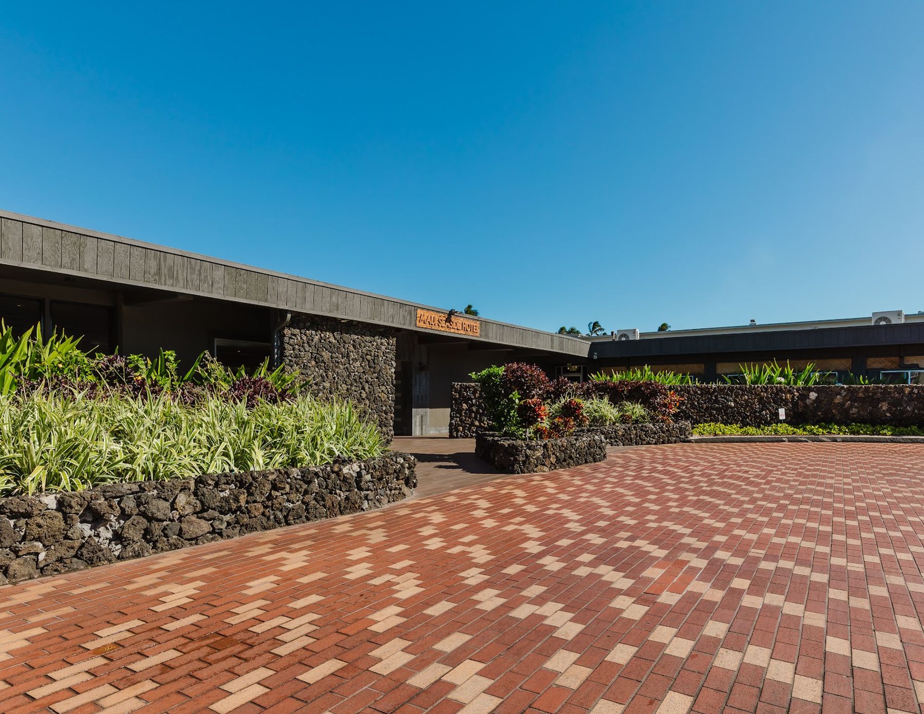 Photo 10 of Maui Seaside Hotel in Kahului, Maui