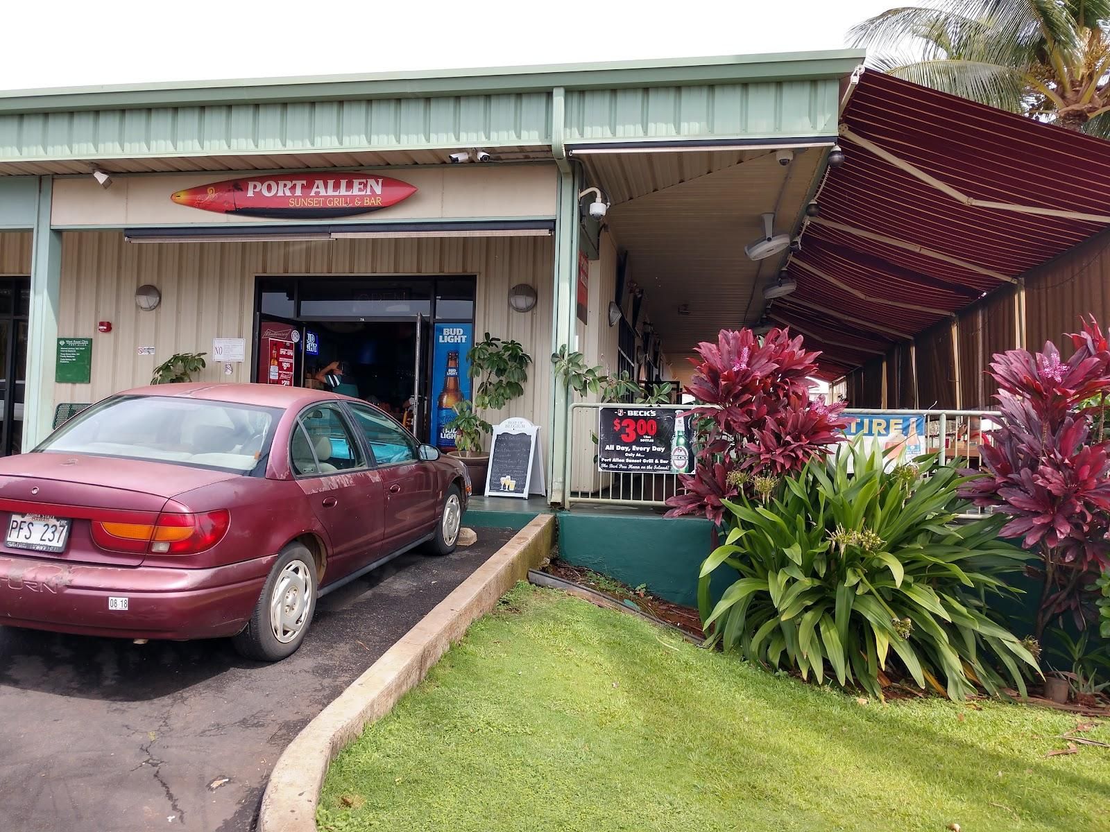 Port Allen Sunset Grill & Bar restaurant in Eleele, Kaua‘i photo 2
