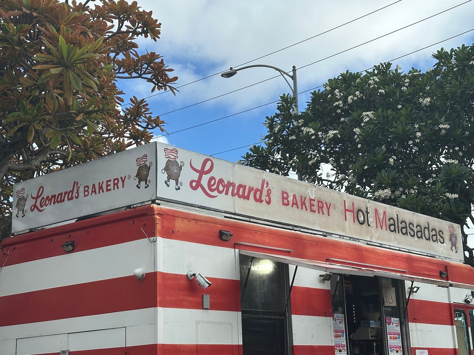 Photo 1 of Leonard's Malasada Mobile in Kāneʻohe, Oahu