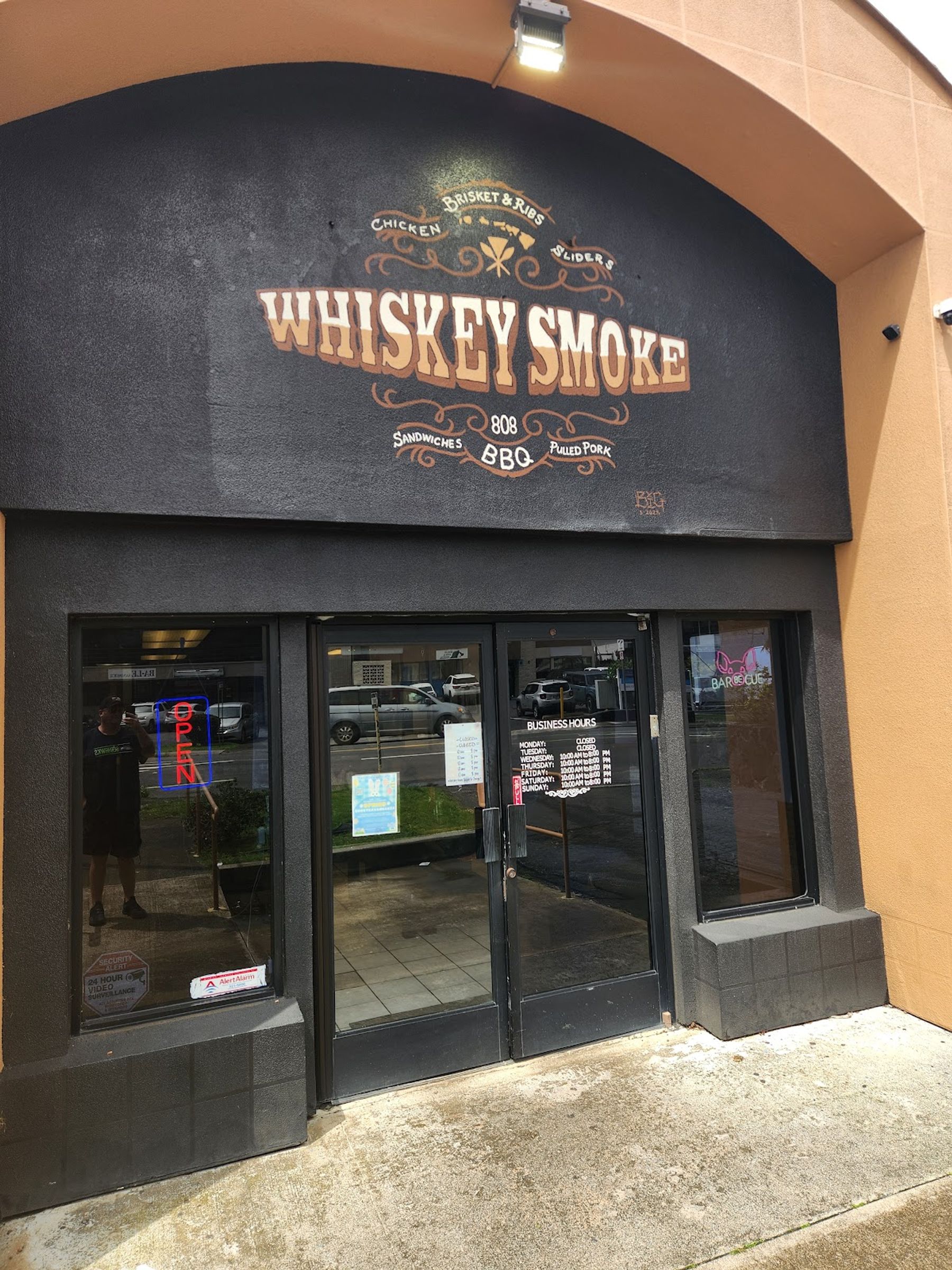 Photo 4 of Whiskey Smoke 808 in Kāneʻohe, Oahu