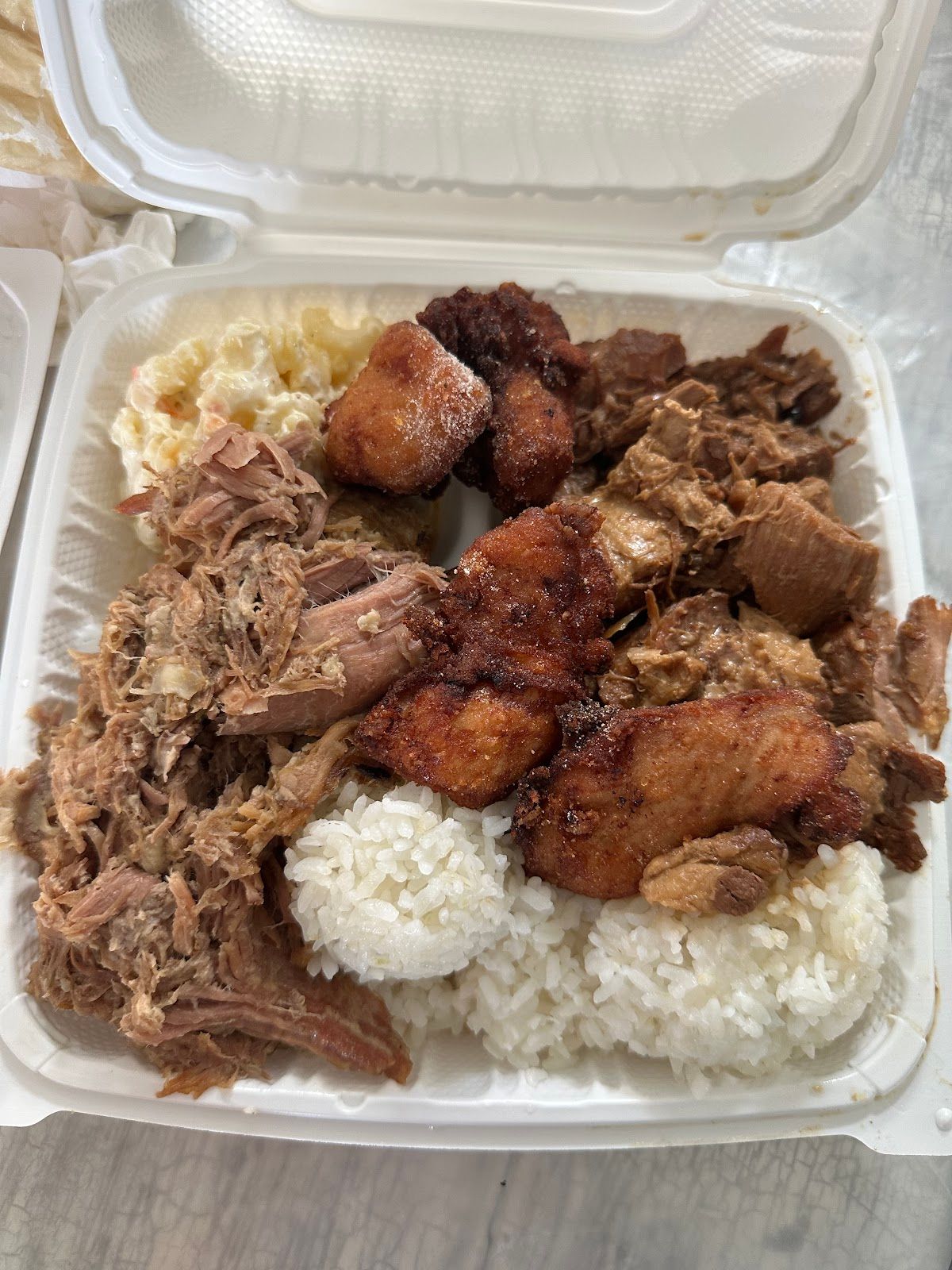 Photo 2 of Keneke's in Waimānalo, Oahu