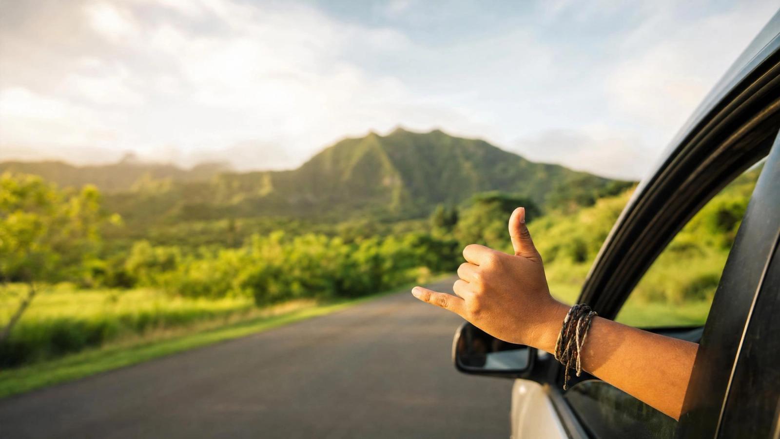 Shaka (Hang Loose): Meaning, Origins, & Usage