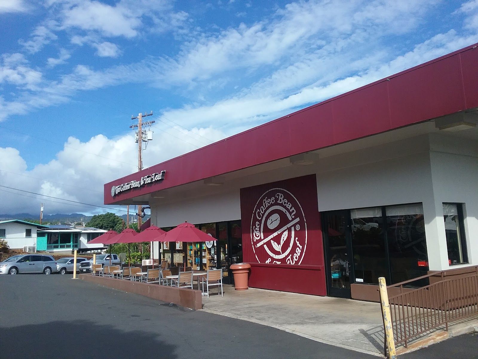 Photo 1 of The Coffee Bean & Tea Leaf Pearl City in Pearl City, Oahu