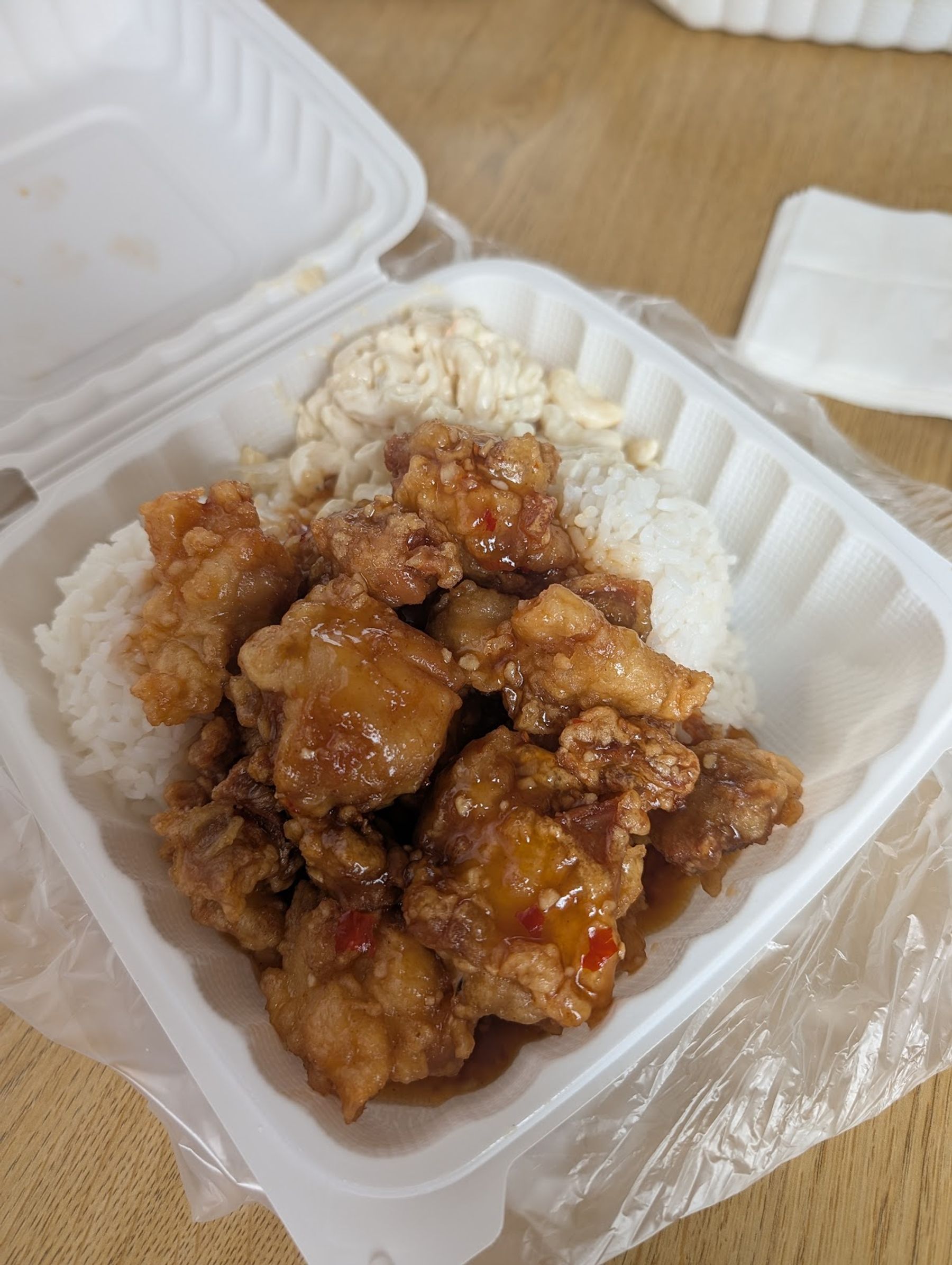 Photo 4 of Palisades Drive Inn in Pearl City, Oahu