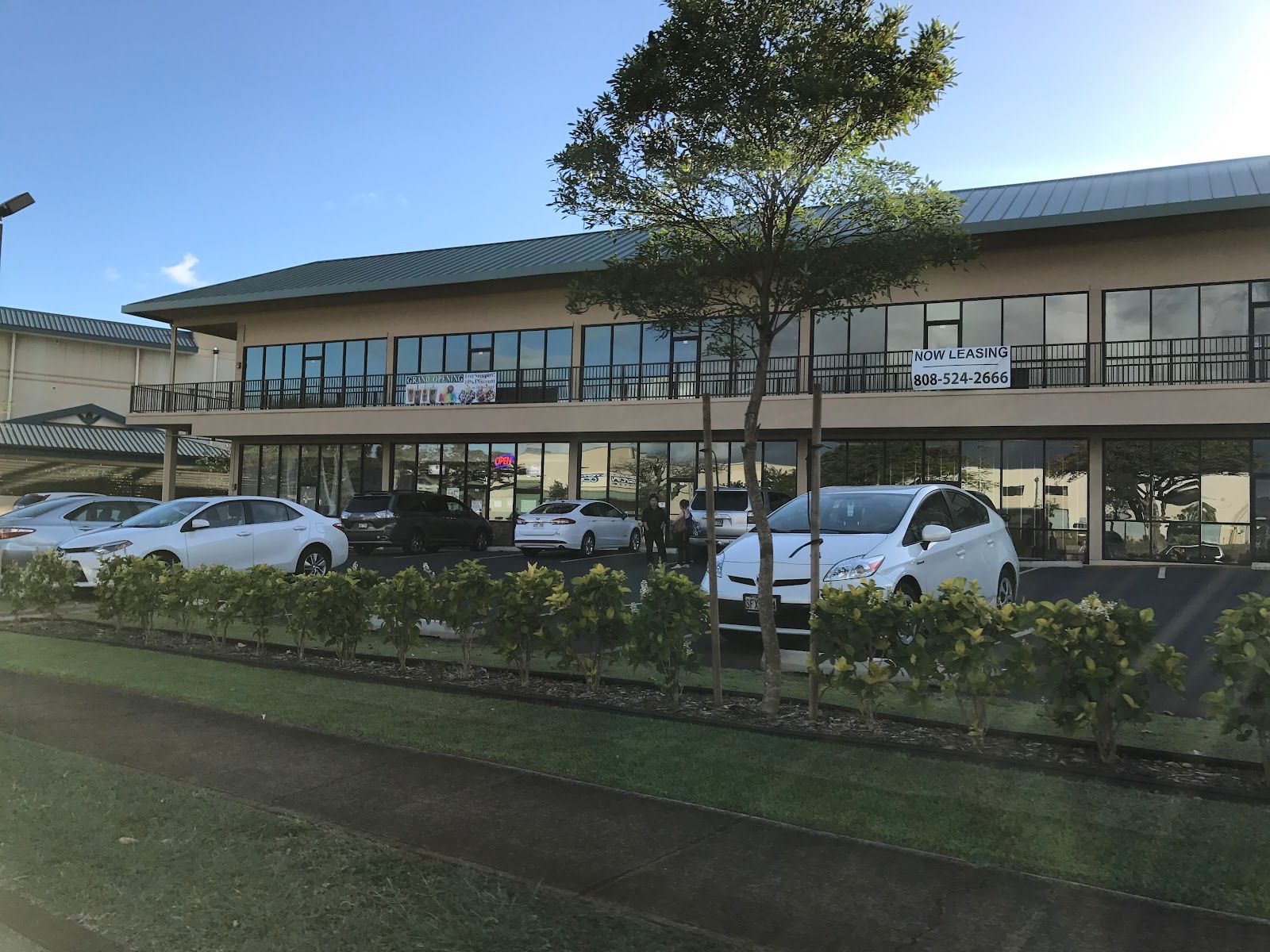 Photo 9 of Coffee Or Tea in Waipahu & Kunia, Oahu