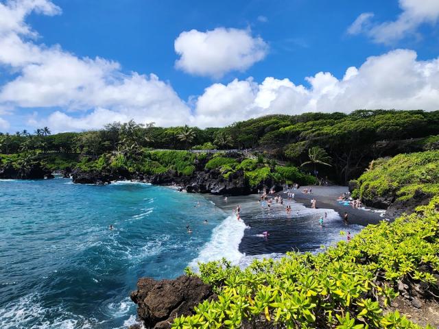 Photo 5 of Black Sand Beach in Hāna, Maui