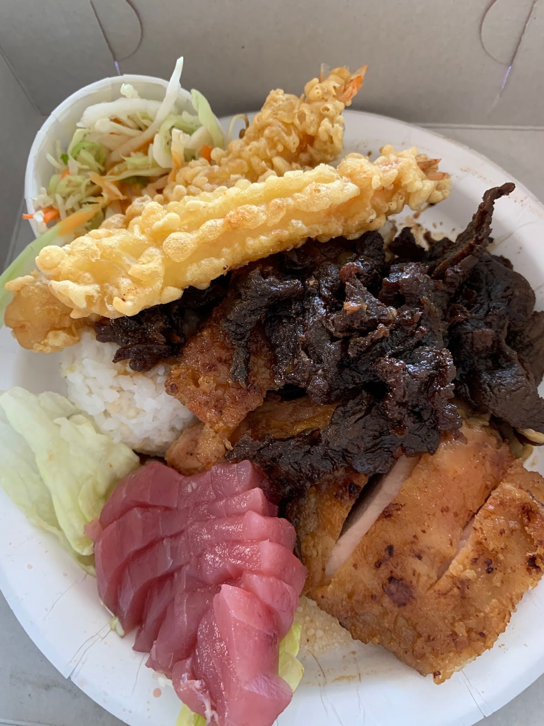 Photo 4 of St. Louis Drive Inn in Mānoa, Makiki & Nuʻuanu, Oahu
