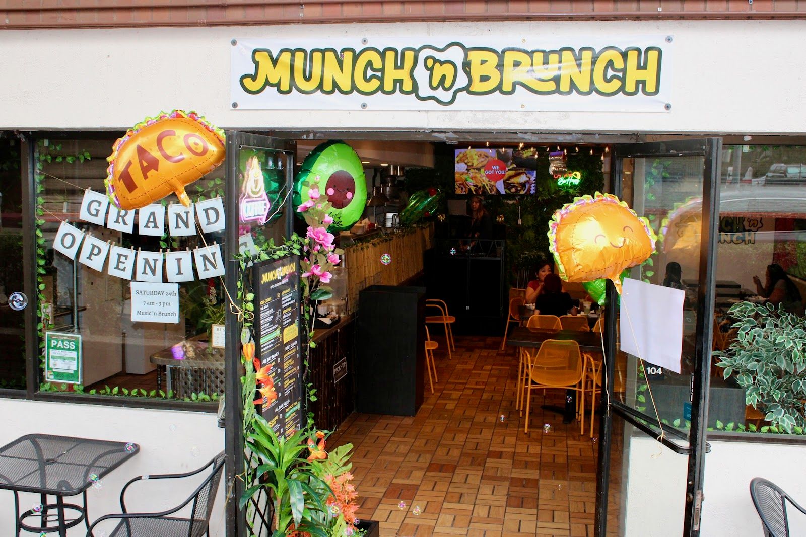 Photo 1 of Munch N Brunch Cafe – Breakfast & Iced Coffee in Waikiki in Waikīkī, Oahu