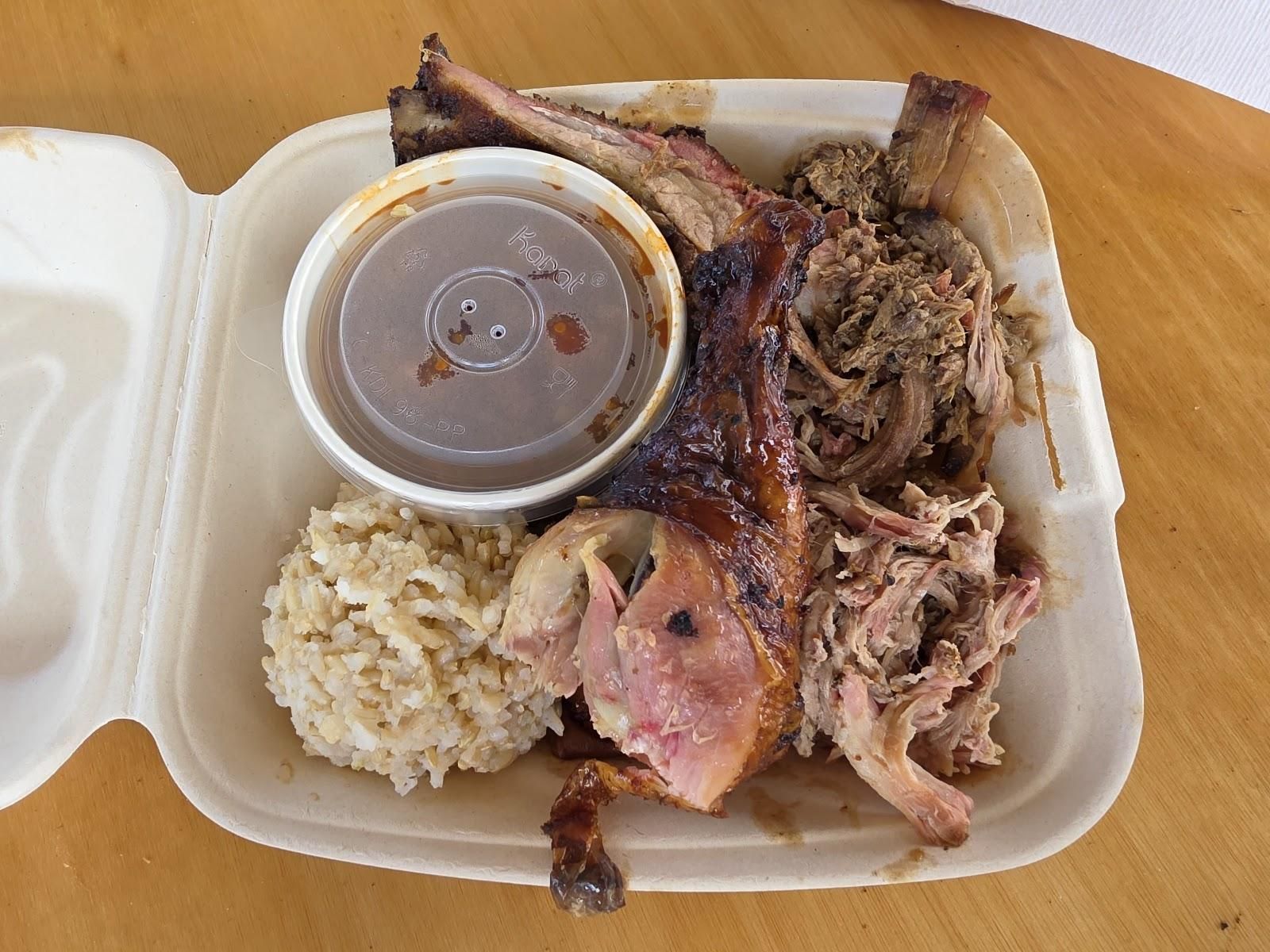 Chicken in a Barrel Hanalei restaurant in Hanalei, Kaua‘i photo 4