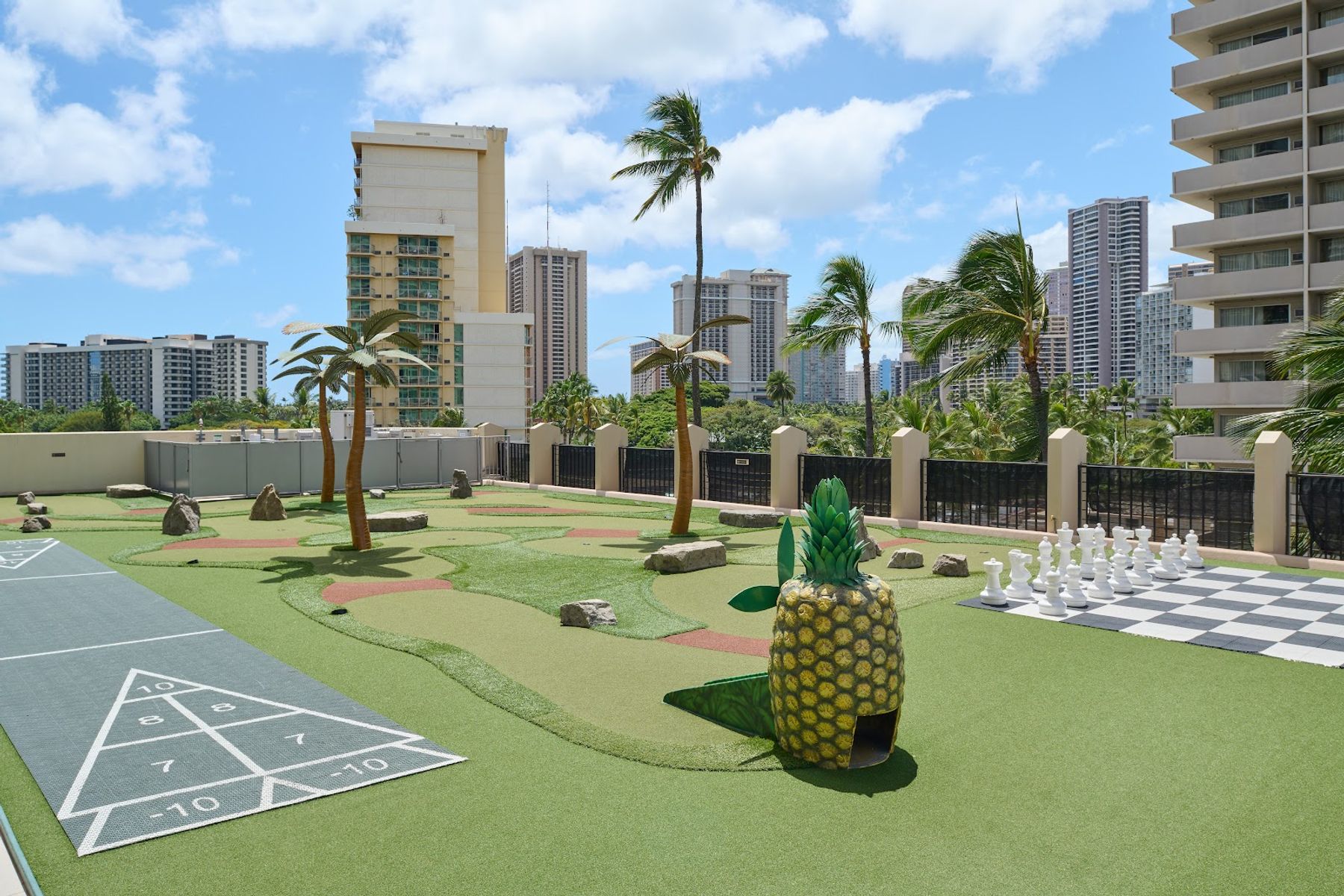 Photo 5 of Holiday Inn Express Waikiki by IHG in Waikīkī, Oahu
