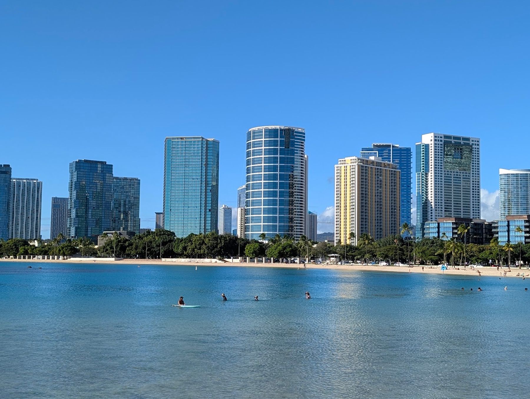 Photo 1 of Ala Moana Beach in Ala Moana & Mōʻiliʻili, Oahu