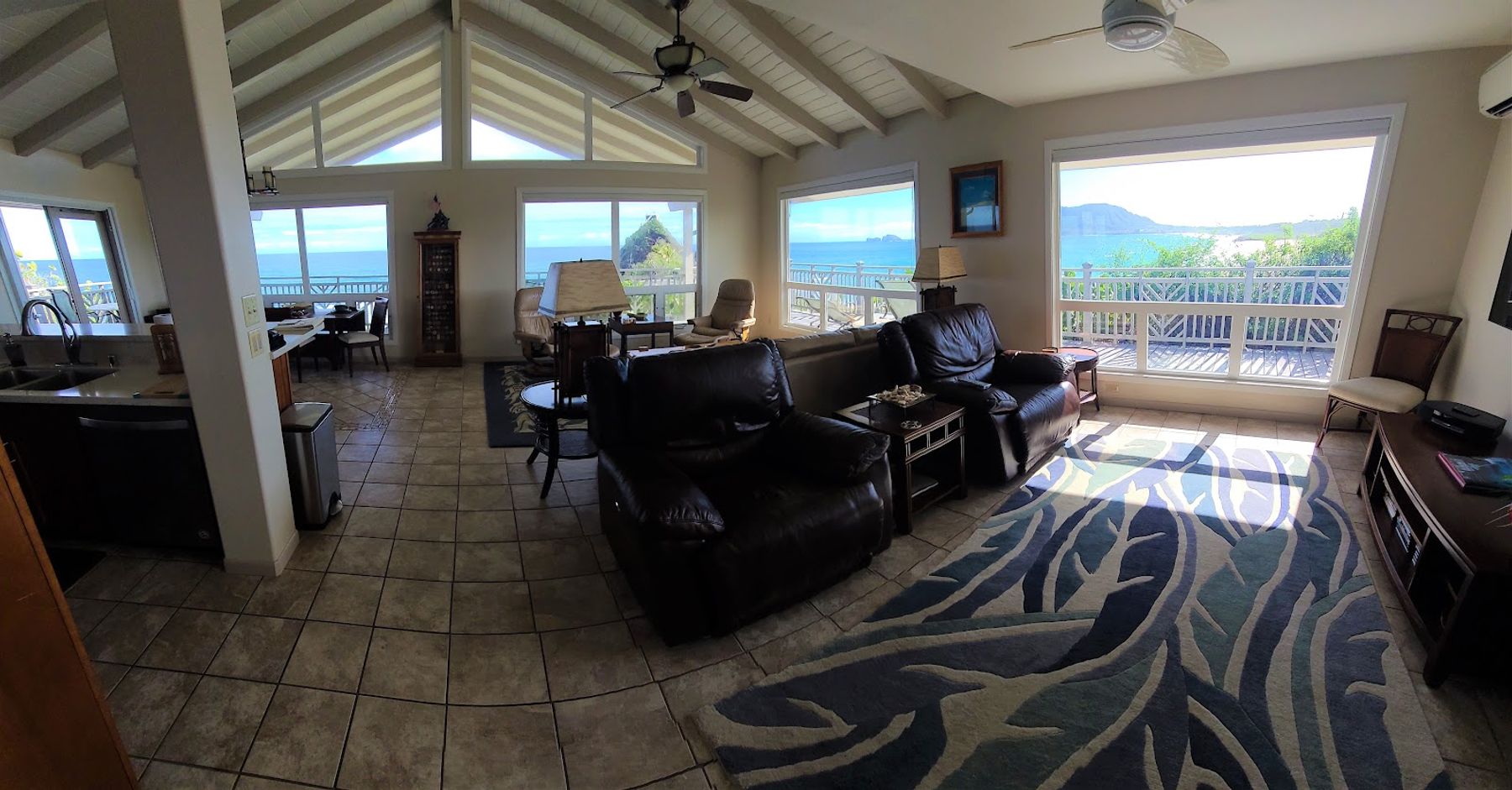 Photo 10 of Beach Cottage in Kāneʻohe, Oahu