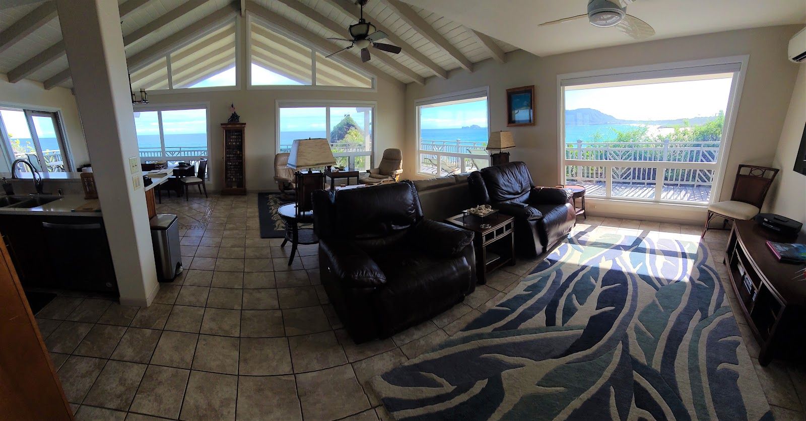 Photo 10 of Beach Cottage in Kāneʻohe, Oahu