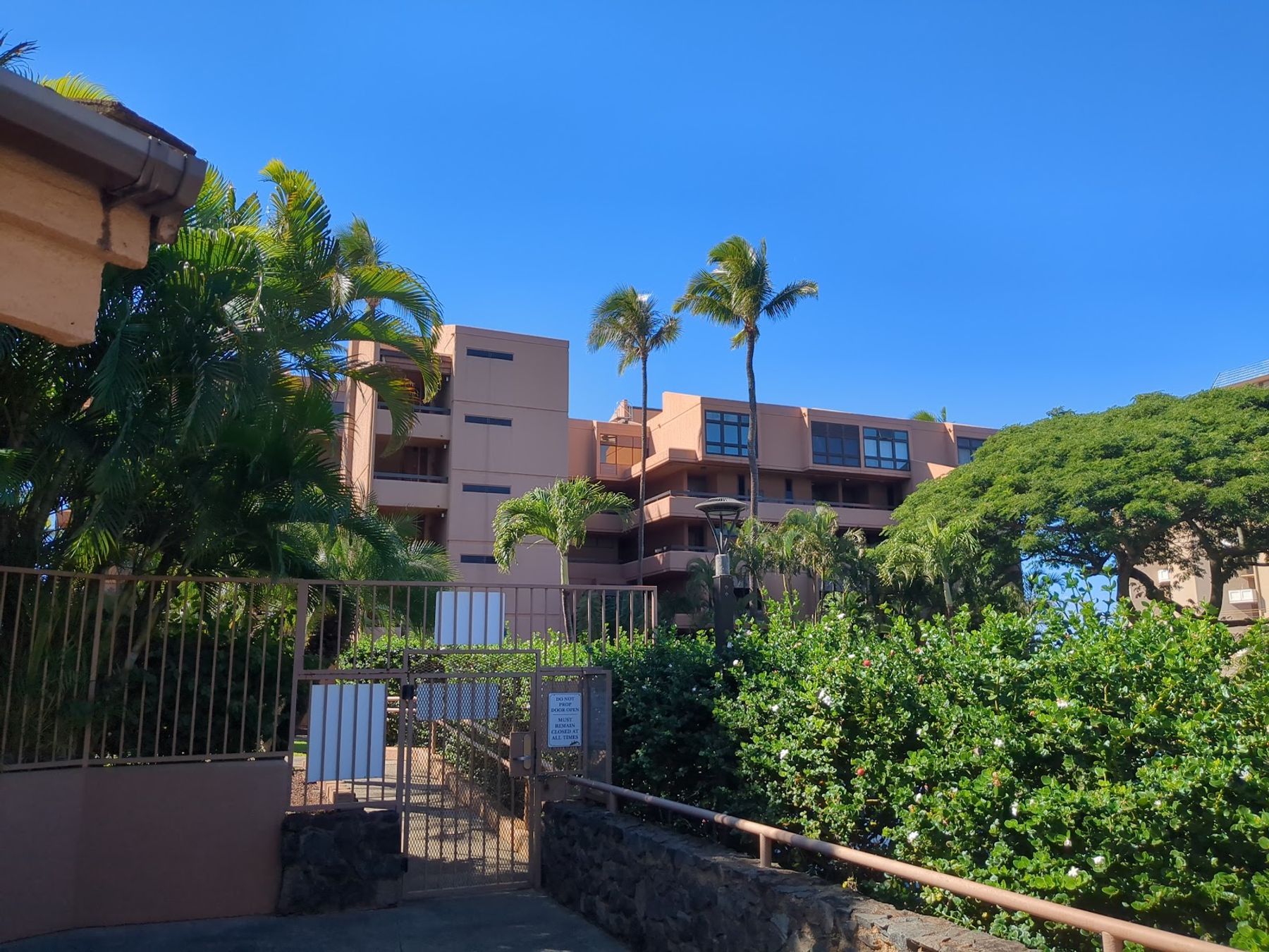 Photo 4 of Kahana Villa in Kapalua, Maui