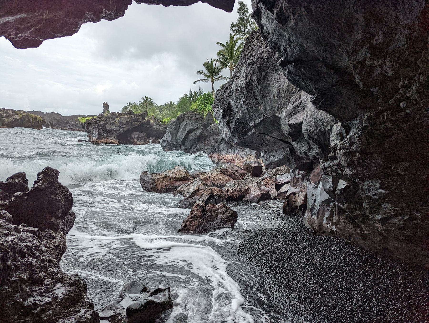 Photo 7 of Black Sand Beach in Hāna, Maui