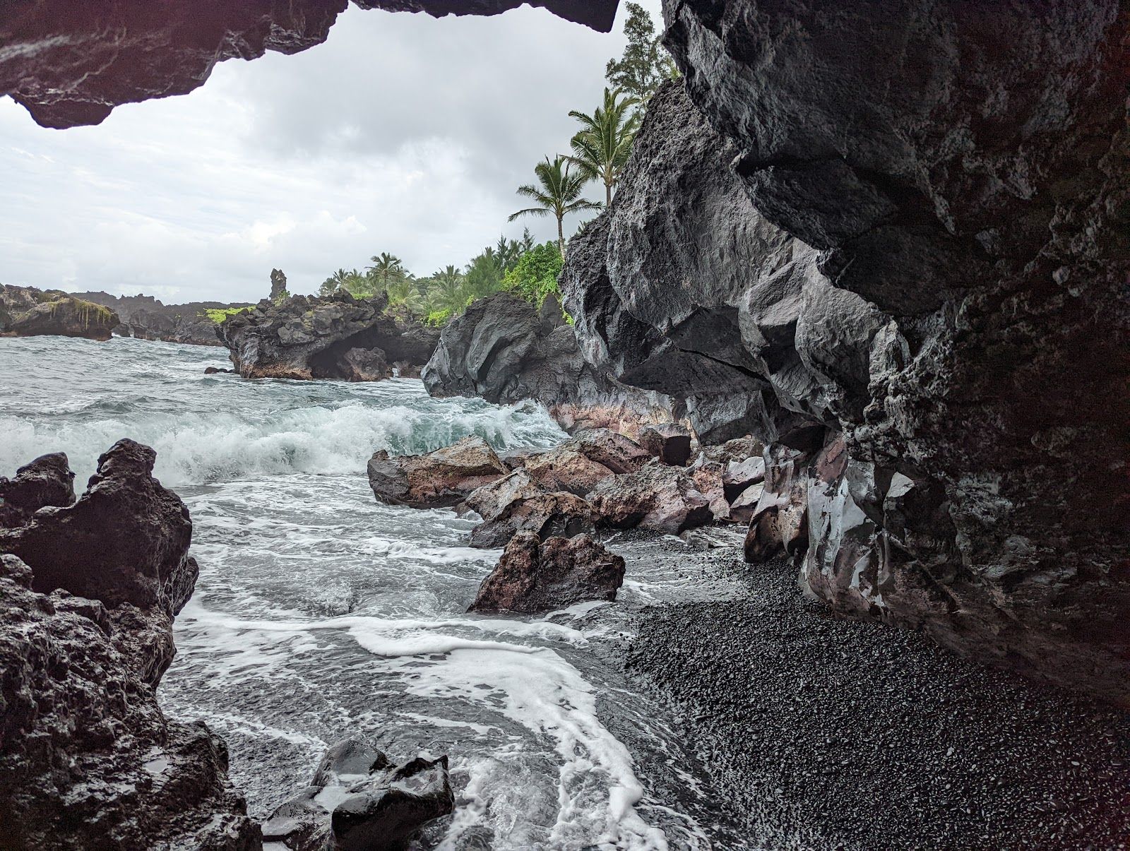 Photo 7 of Black Sand Beach in Hāna, Maui