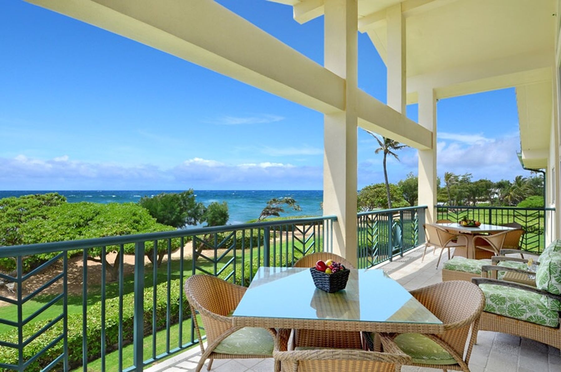 Waipouli Beach Resort lodging in Kapaʻa, Kaua‘i photo 4