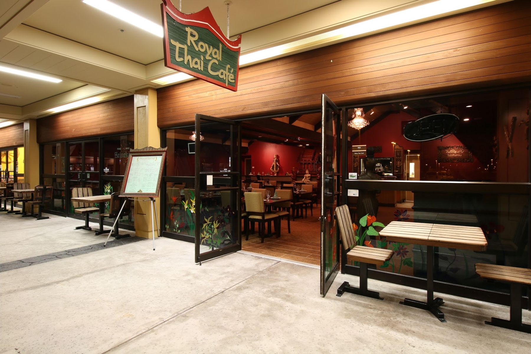 Photo 1 of Royal Thai Cafe in Kailua-Kona, Big Island