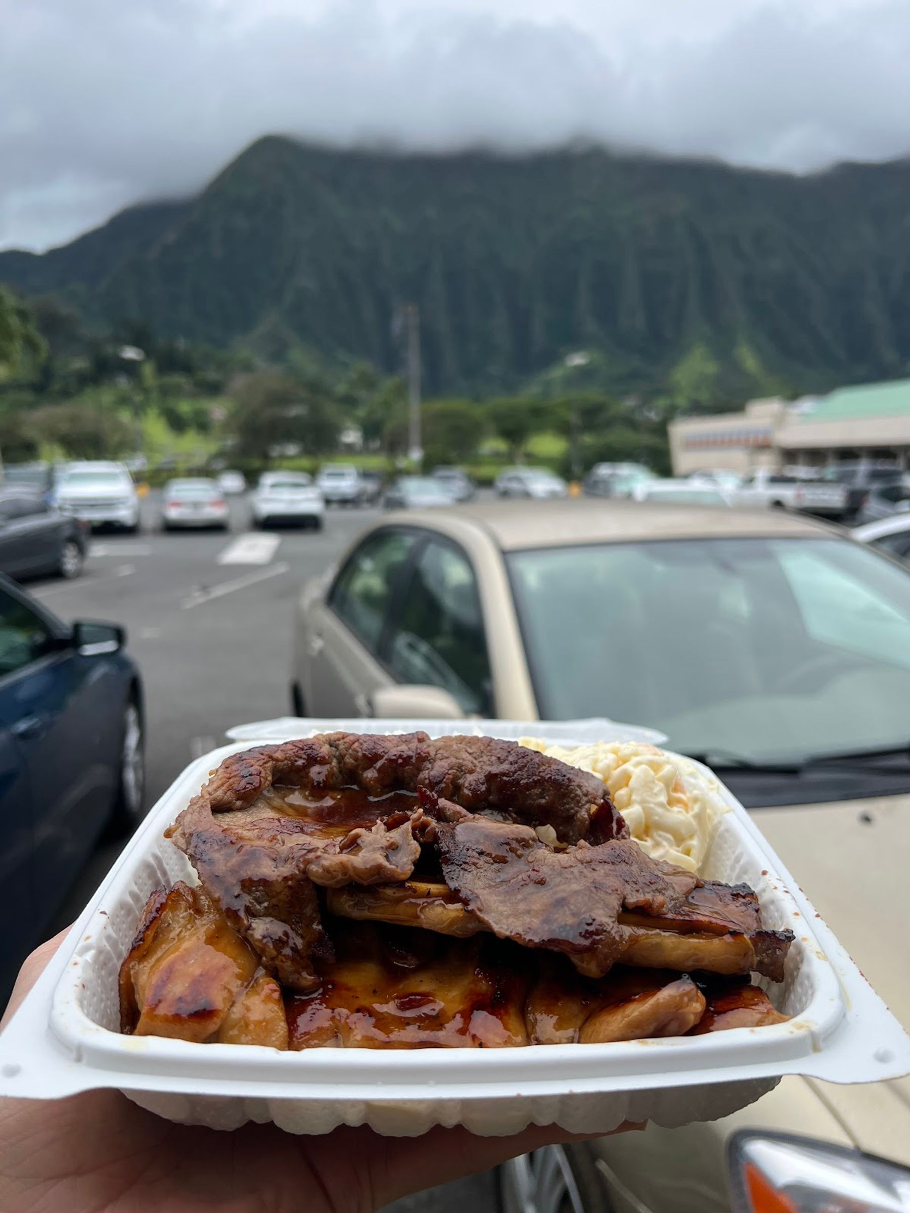 Photo 9 of Koolau Drive Inn in Kāneʻohe, Oahu