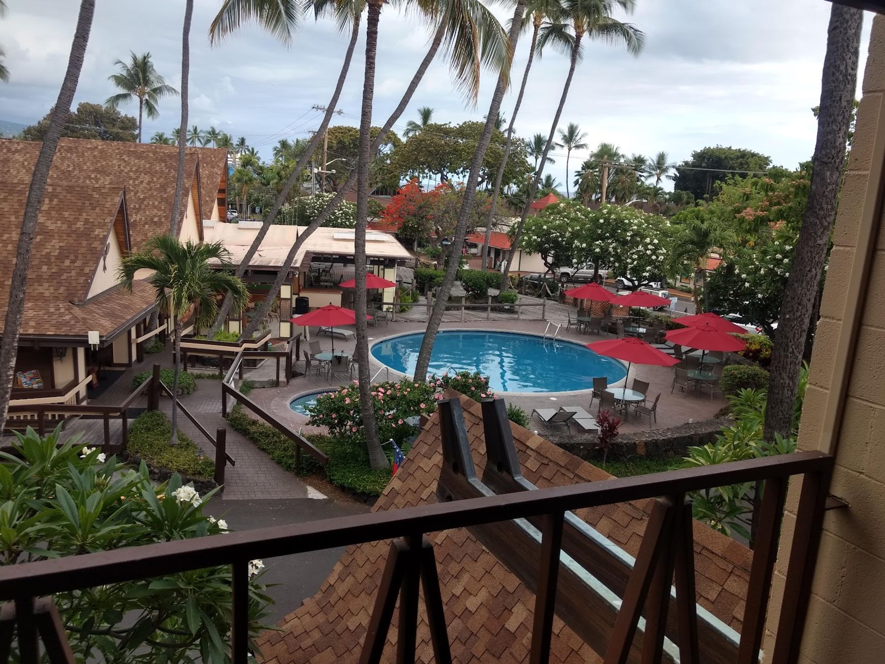Photo 3 of Uncle Billy's Kona Bay Hotel in Kailua-Kona, Big-island