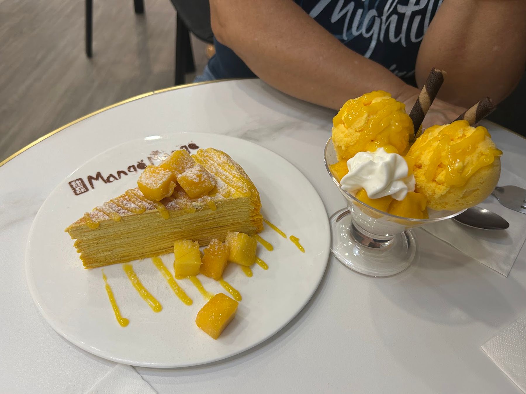 Photo 6 of Mango Mango Dessert - Pearlridge Center in Pearl Harbor & ʻAiea, Oahu