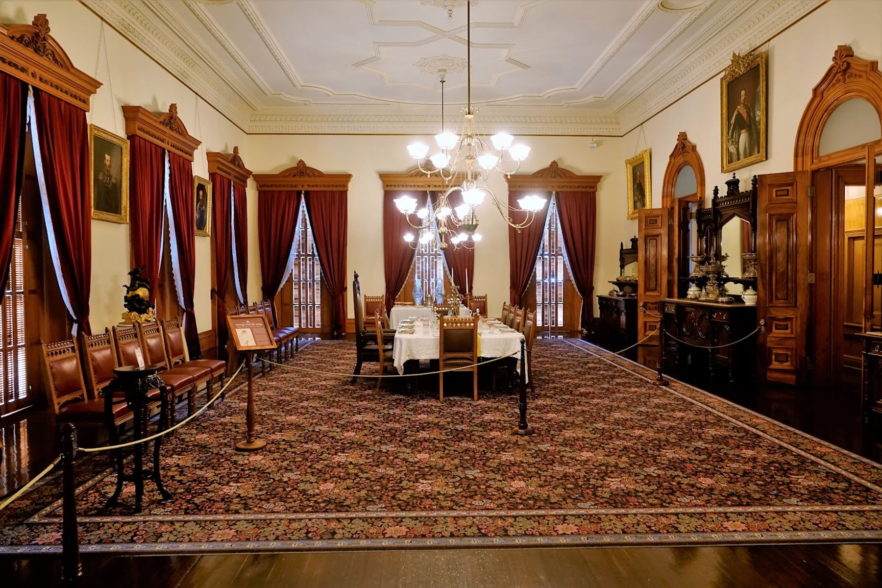 Photo 5 of Iolani Palace in Downtown, Chinatown & Kakaʻako, Oahu