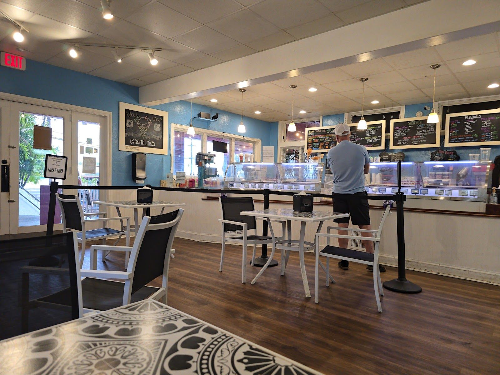 Skinny Mike's Ice Cream & Shave Ice restaurant in Lihue, Kaua‘i photo 2