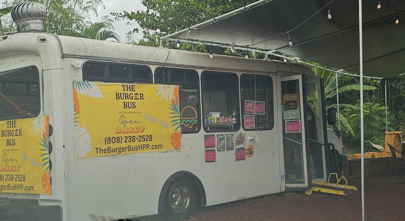 Photo 5 of The Burger Bus in Pāhoa, Big Island