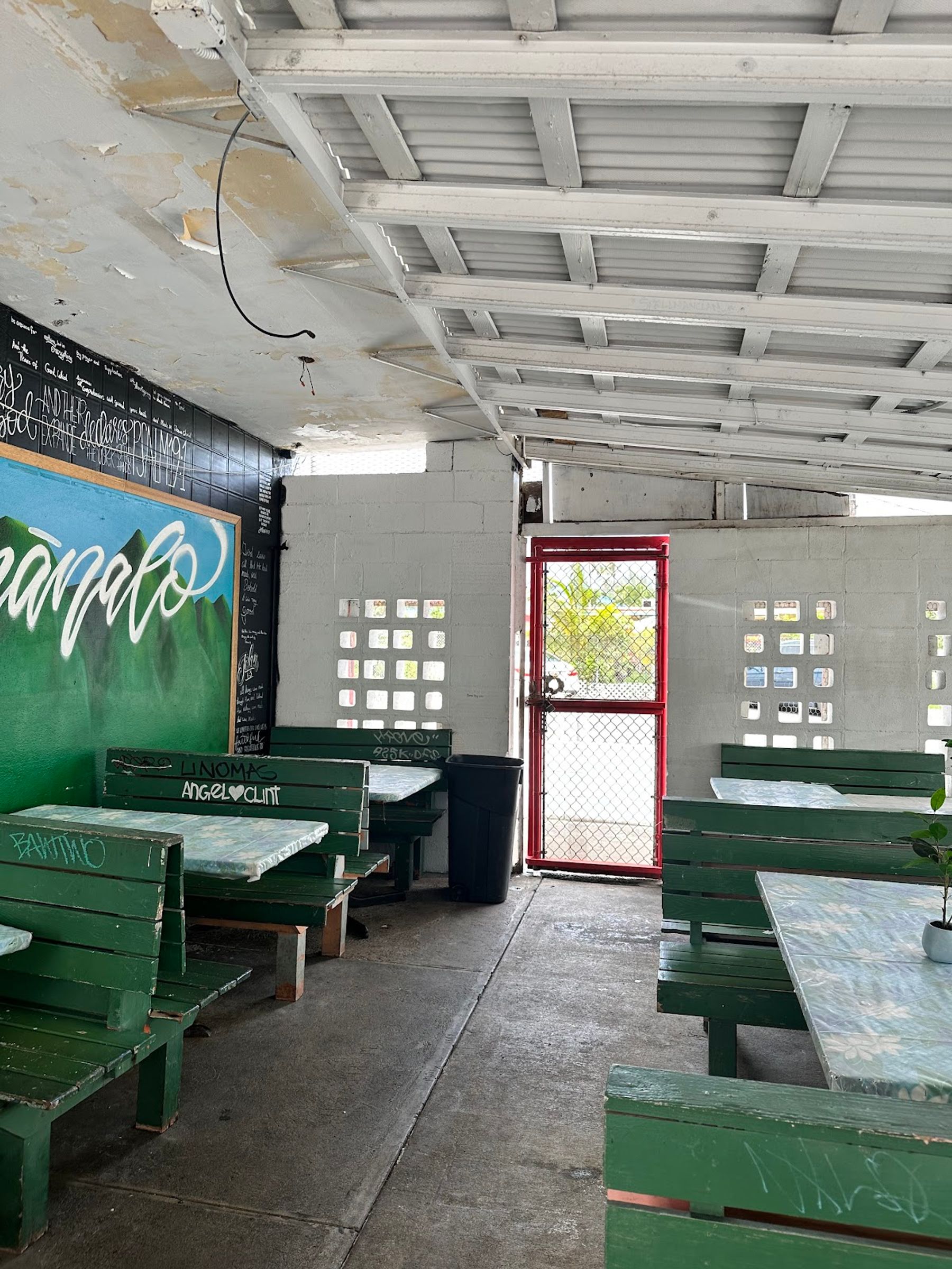 Photo 10 of Keneke's in Waimānalo, Oahu