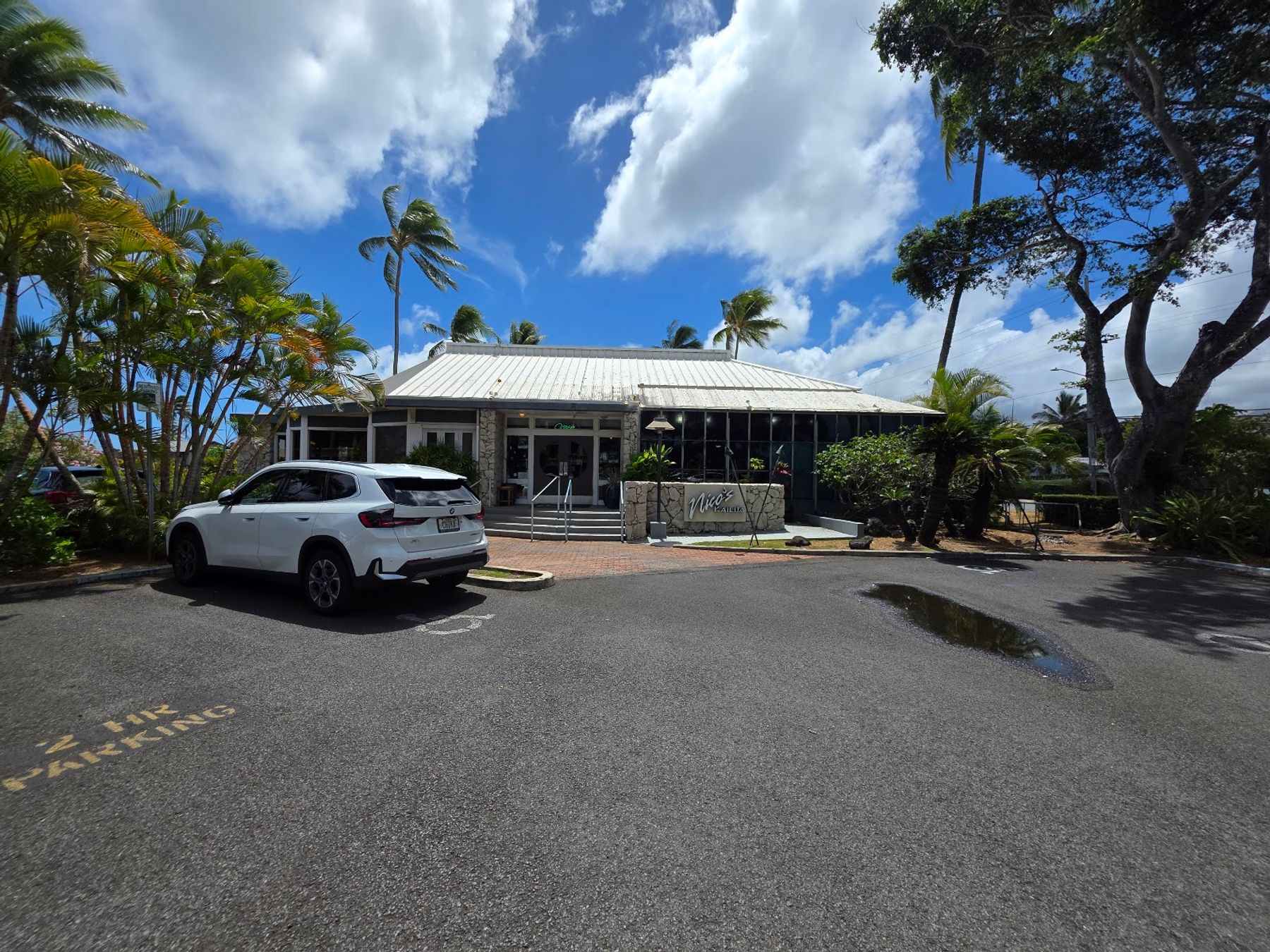 Photo 2 of Nico's Kailua in Kāneʻohe, Oahu