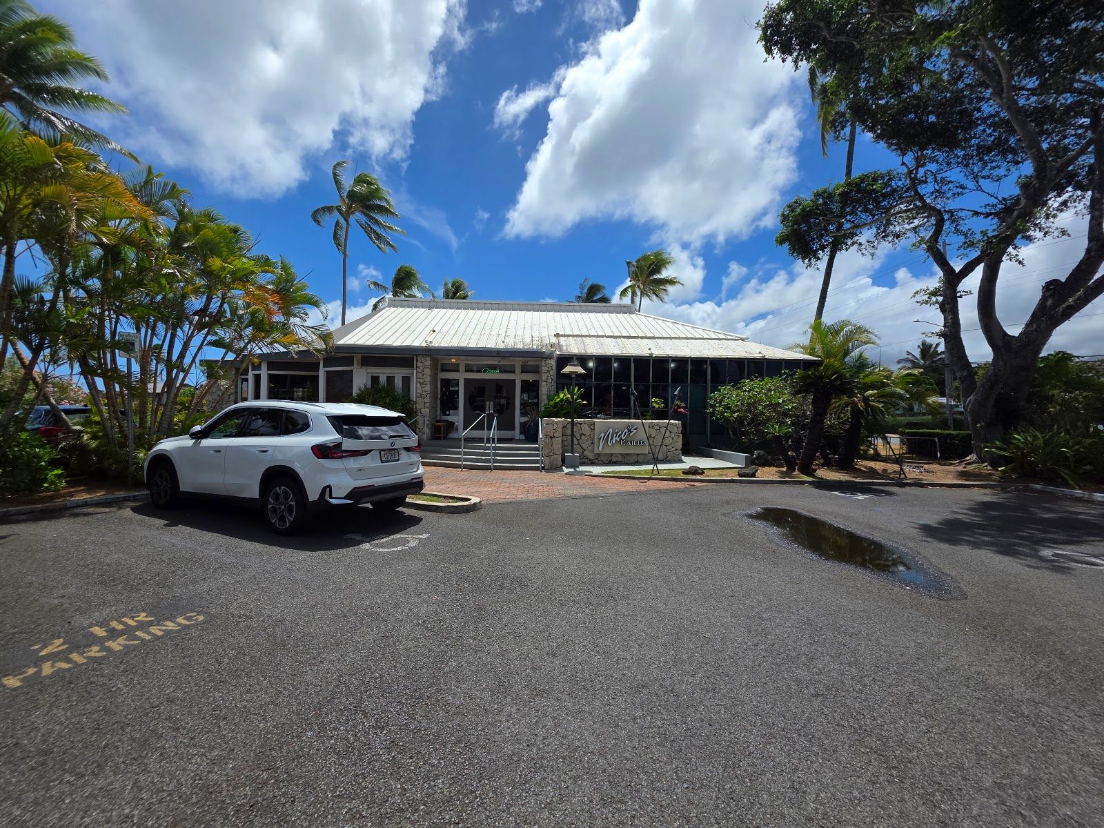 Photo 2 of Nico's Kailua in Kāneʻohe, Oahu