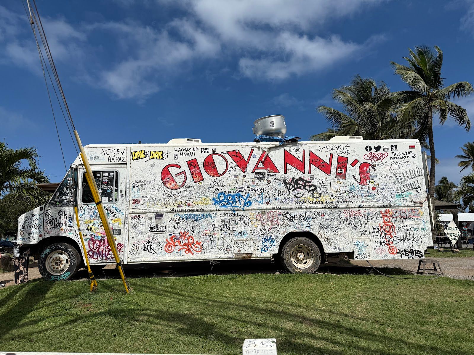 Photo 7 of Giovanni's Shrimp Truck in Haleʻiwa, Oahu