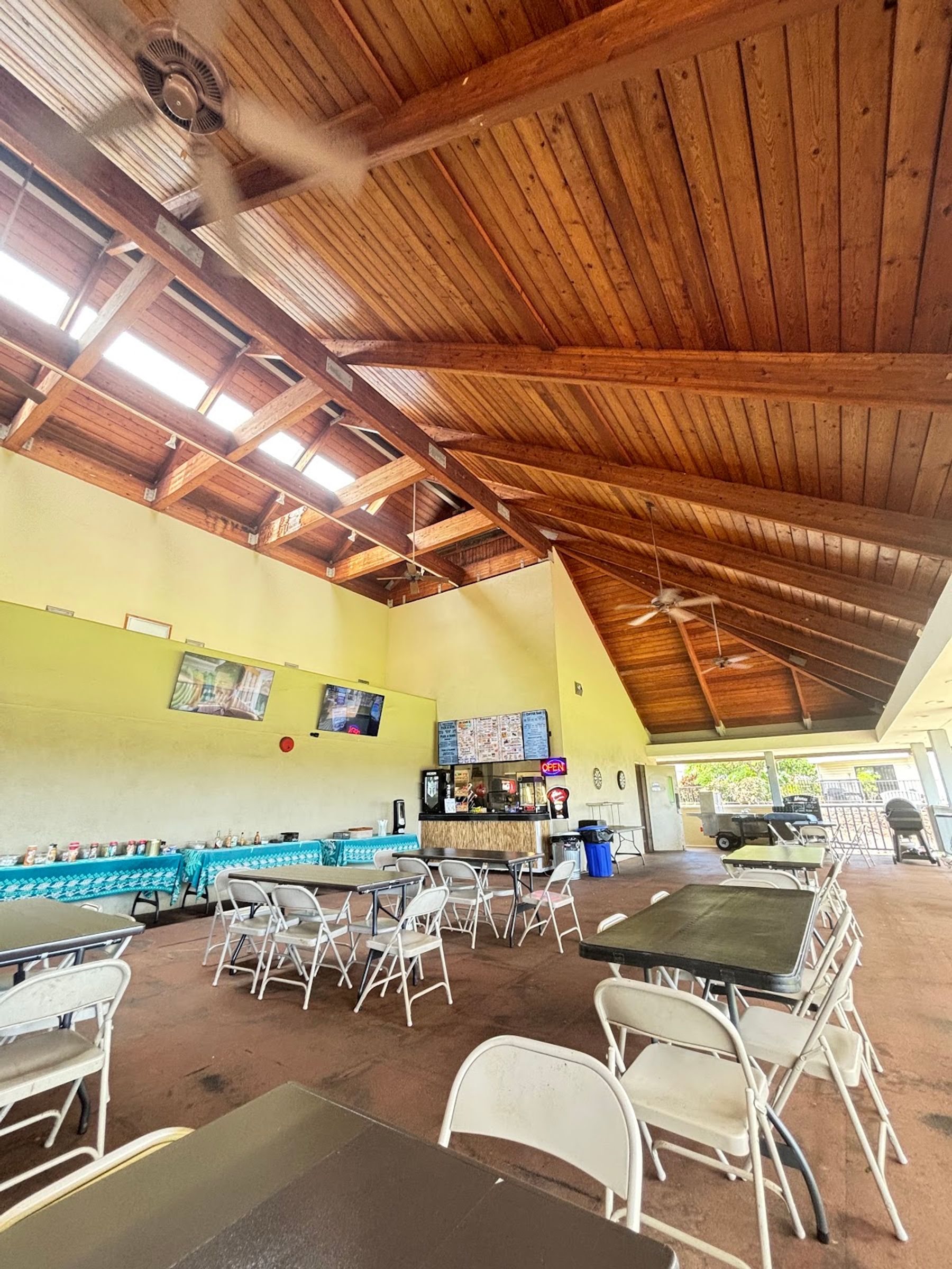 Photo 1 of Da Kane’s Kitchen in ʻEwa Beach, Oahu